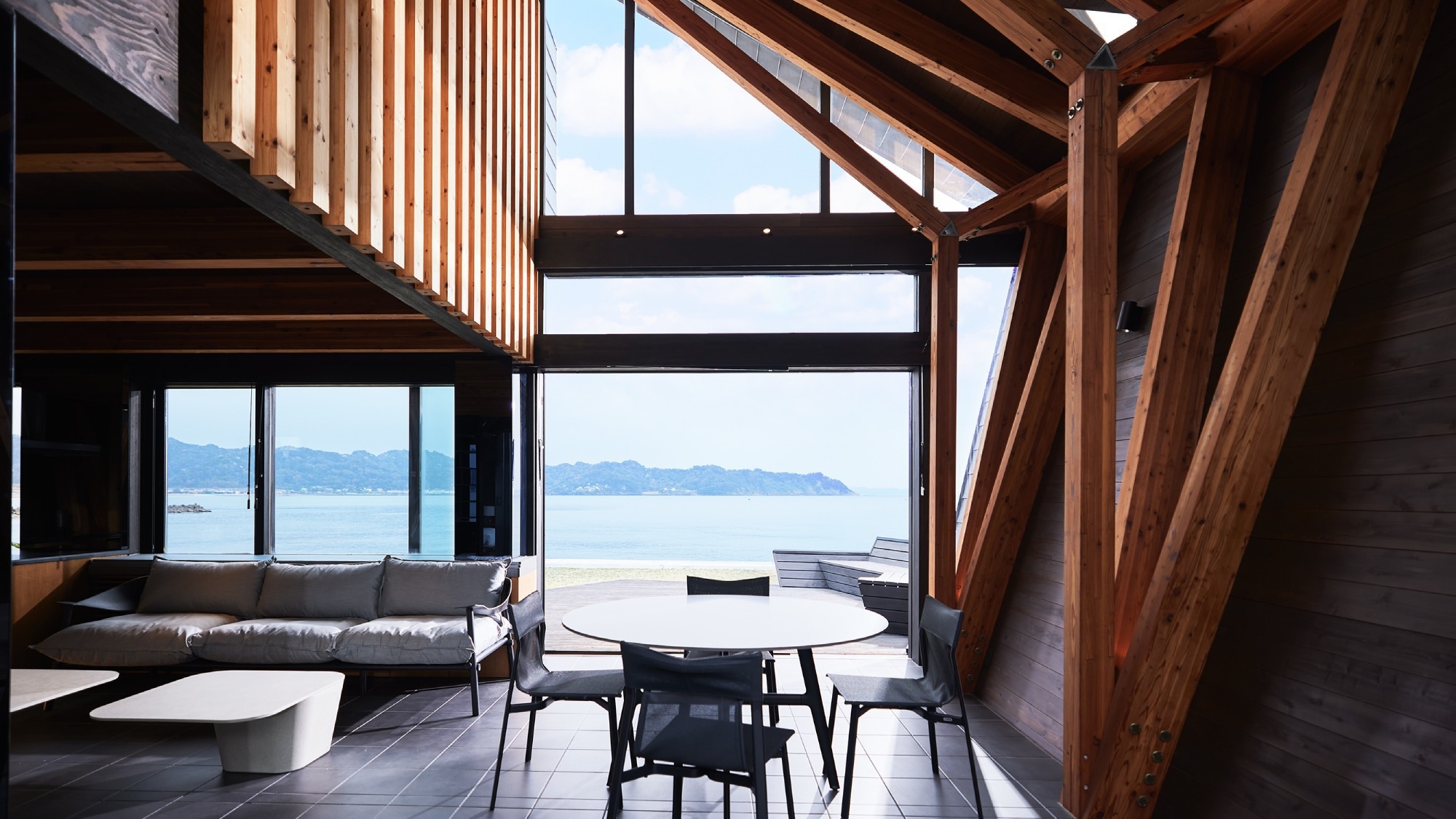 【ワンちゃん同伴プラン】＜2名様まで同一料金＞ 最大4名様（素泊まり・禁煙）