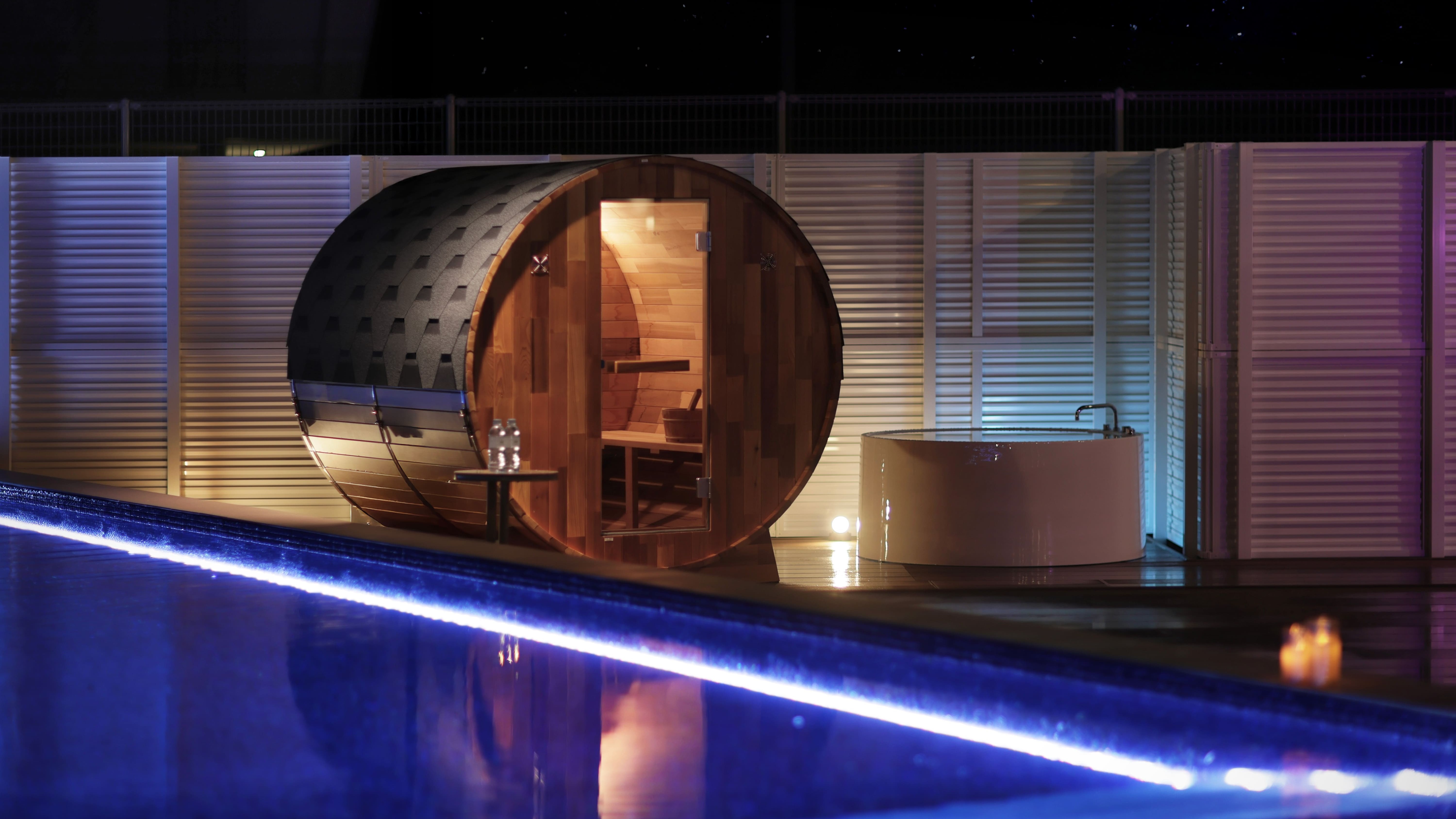 別邸_最大32名定員［特大プール＆ジャグジー＆天然温泉＆サウナ＆プロジェクター］