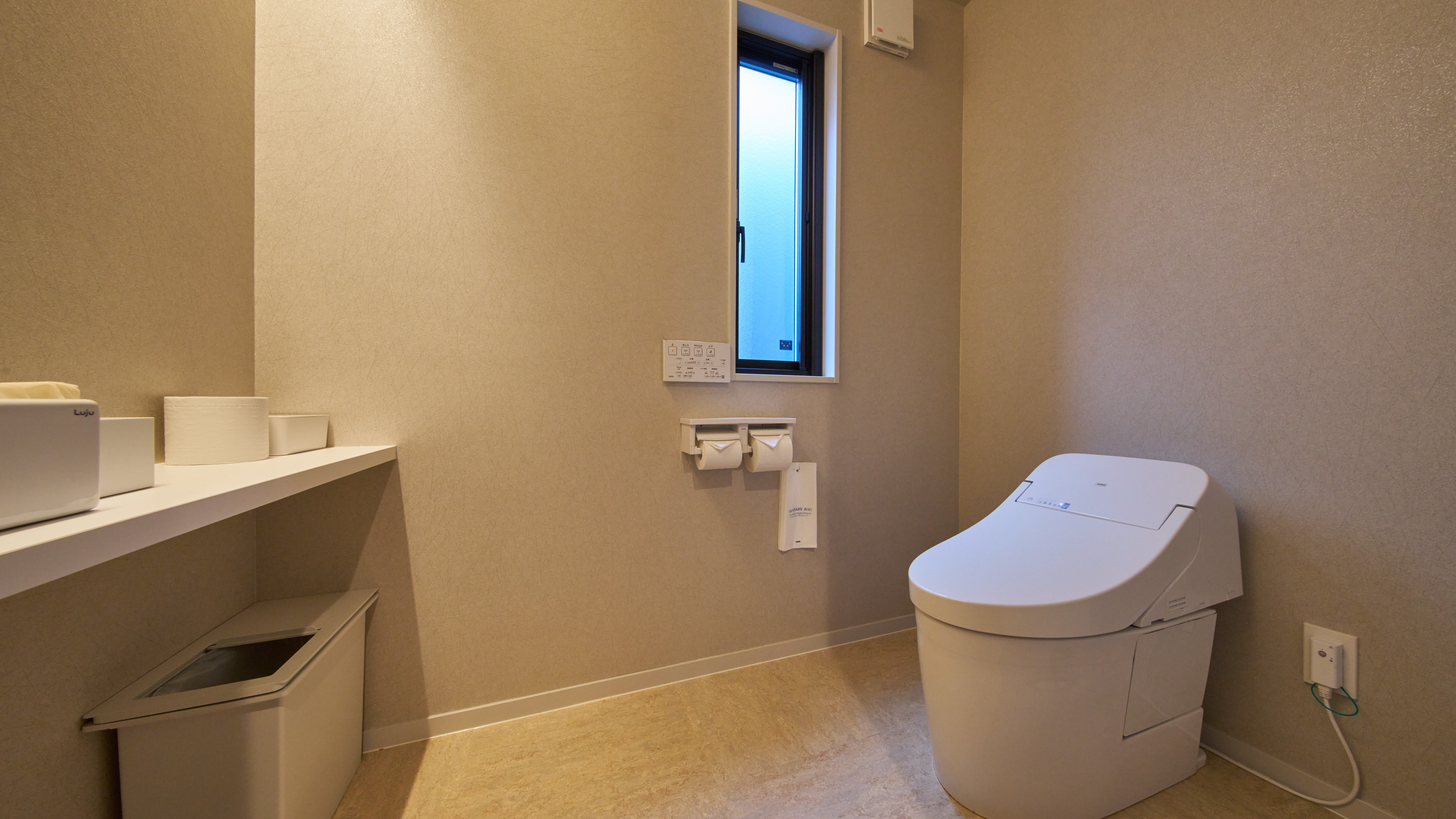 B棟1F2F/Fam_パウダールーム