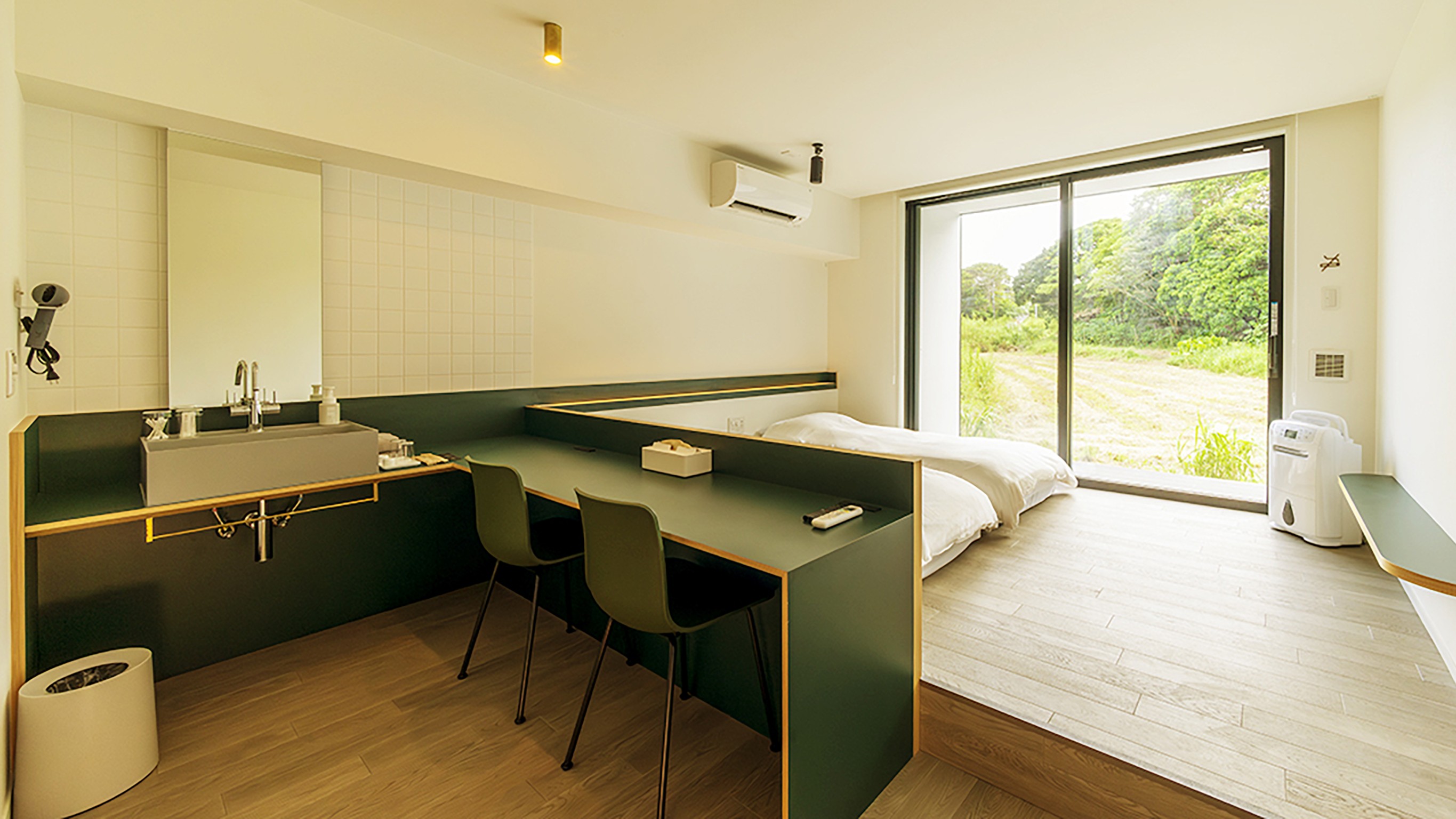 C棟1Fバスルーム付ツイン_ベッドルーム