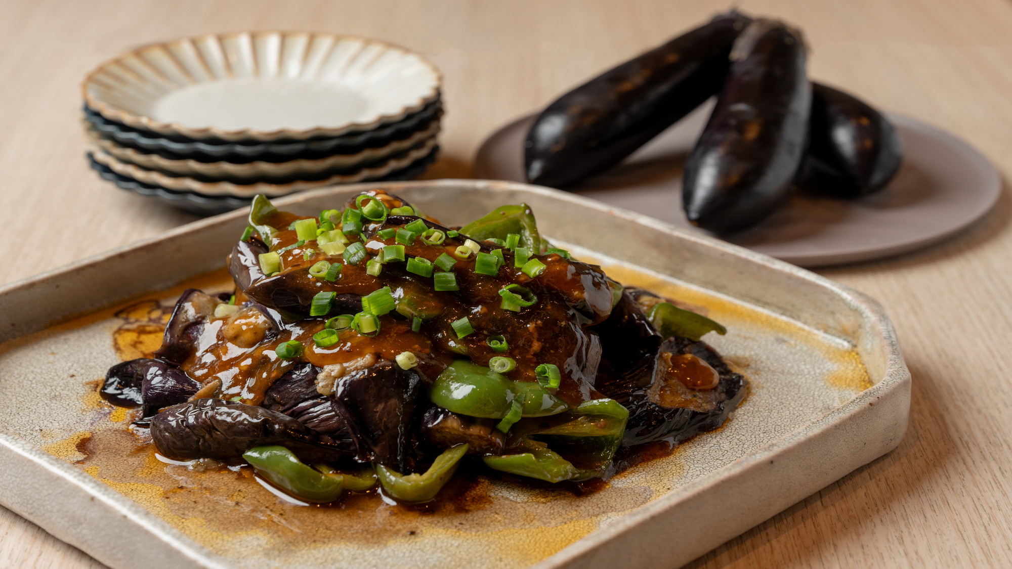 【麻婆茄子】全国2位の生産量を誇る熊本の名産「茄子」は、中華処熊本らしく、麻婆茄子でご提供致します。