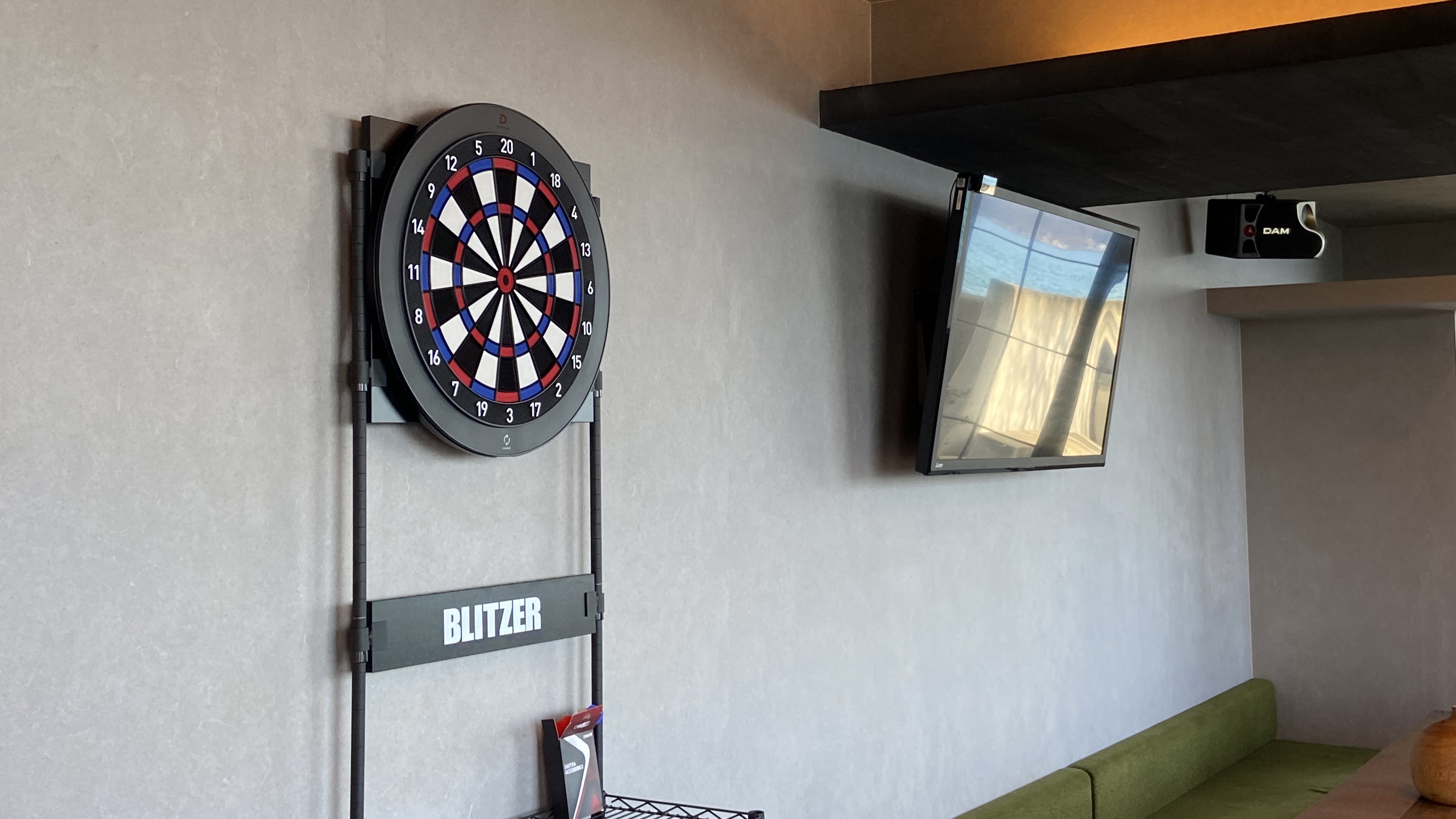 ダーツはじめました♬