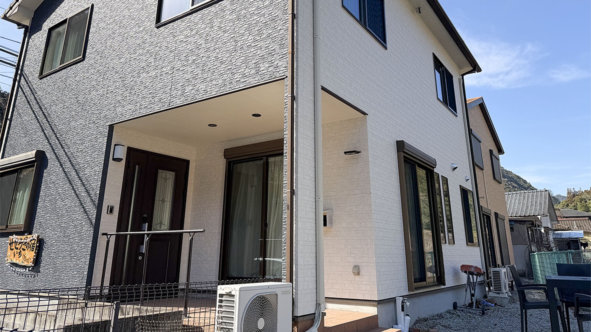 【素泊まり】西米良村の川沿いに佇む二階建て一軒家で暮らすようにのんびりと