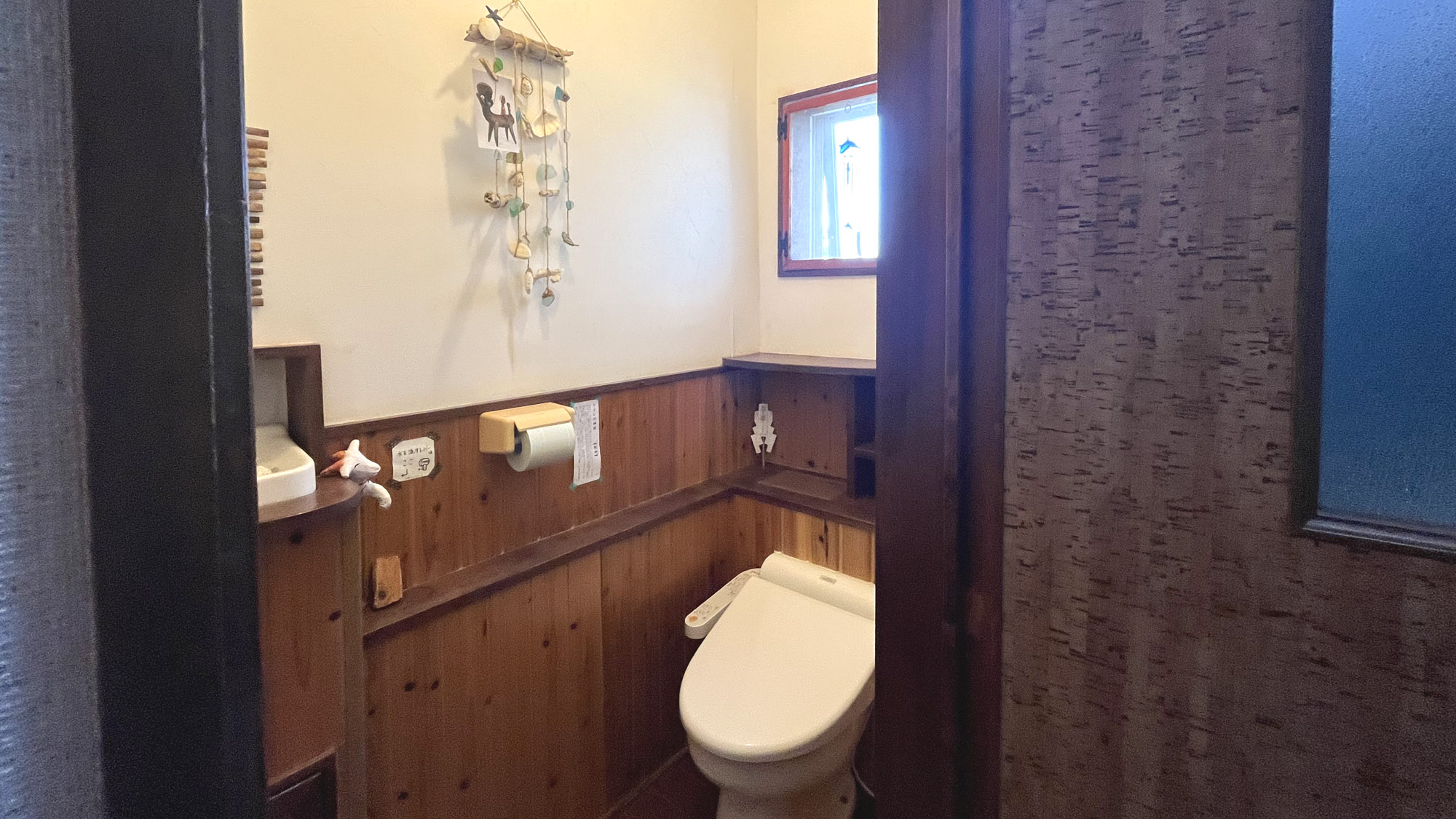 ウォシュレット付きトイレ