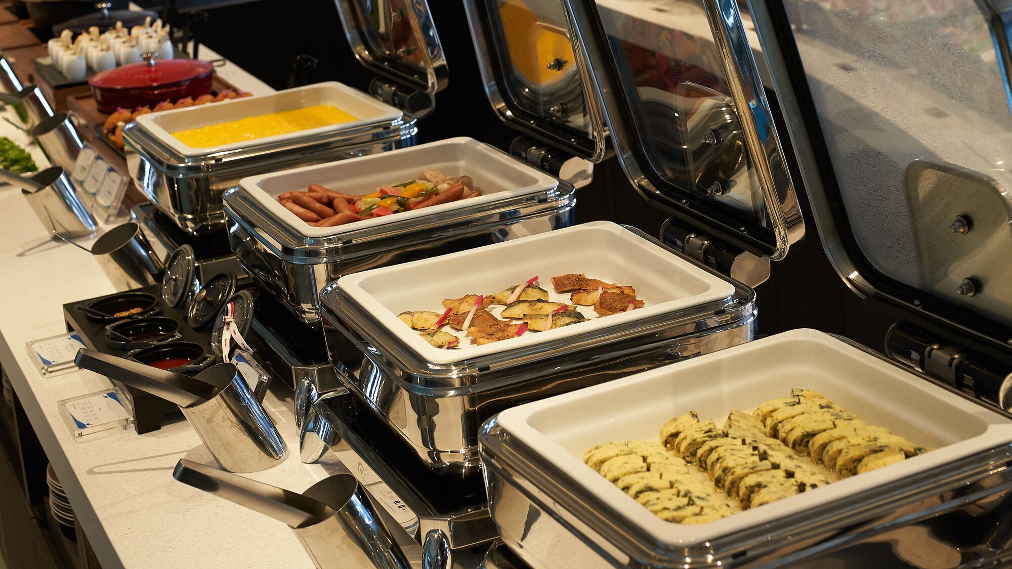 【朝食ブッフェ一例】