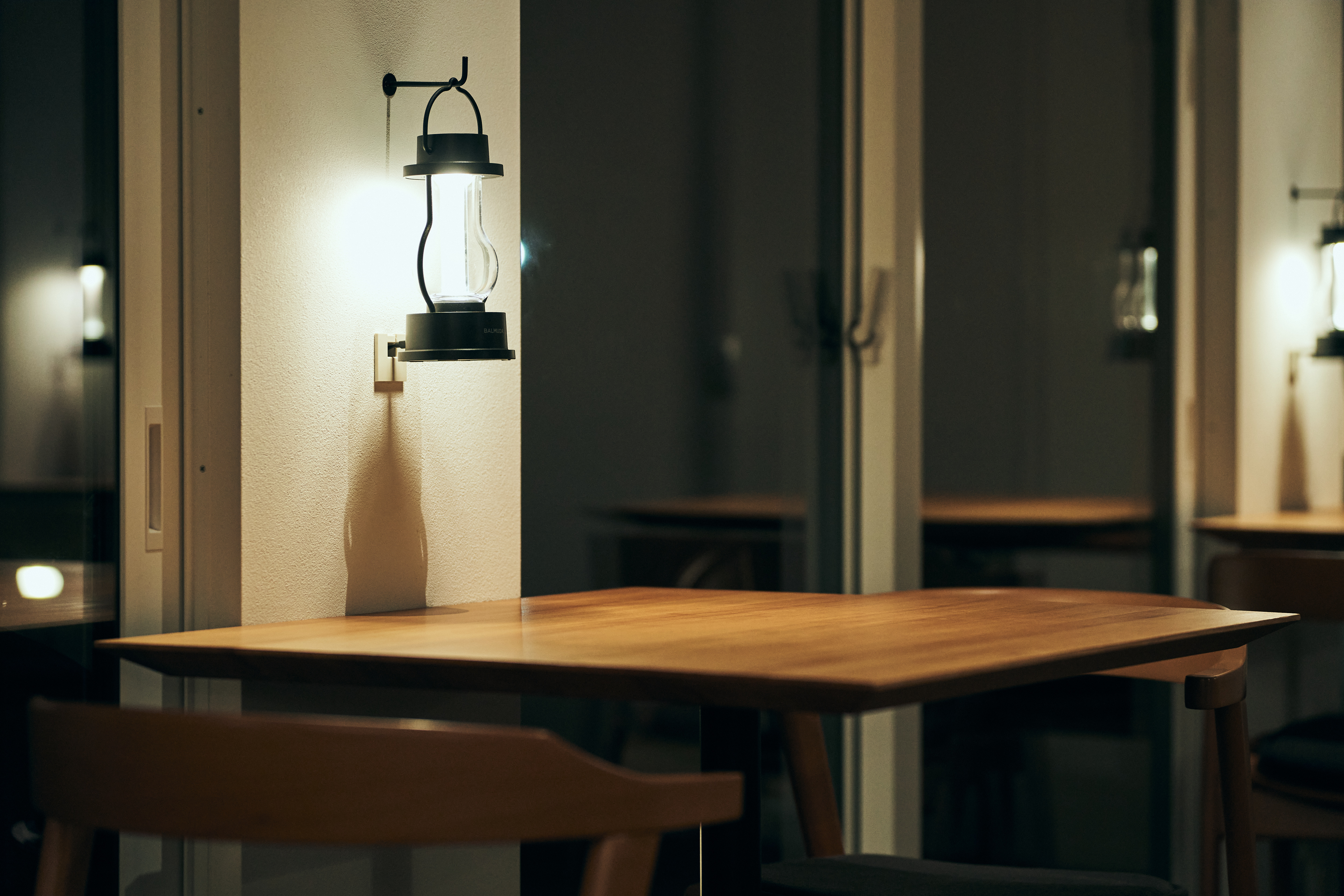 レストラン「Incense」