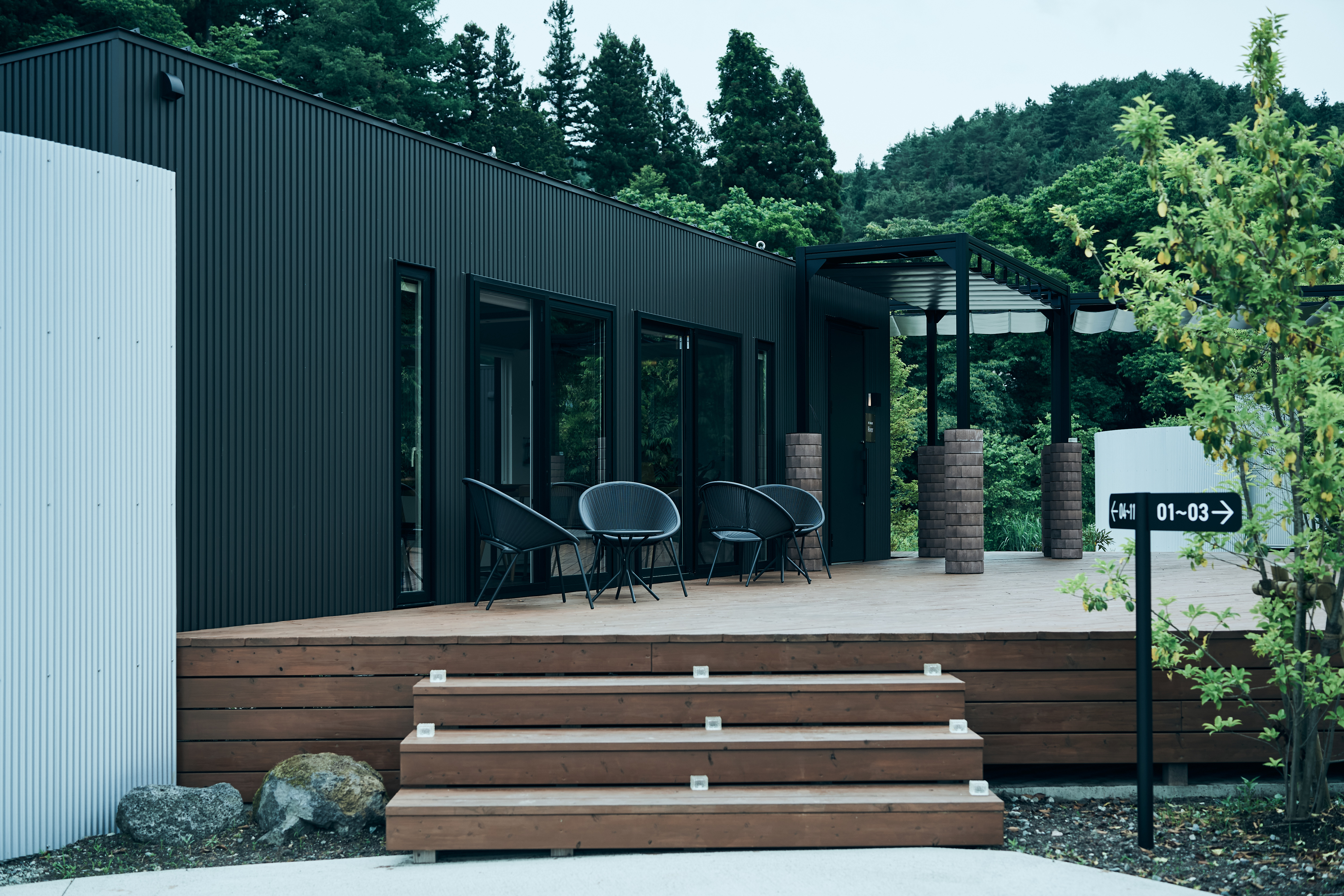 レストラン「Incense」