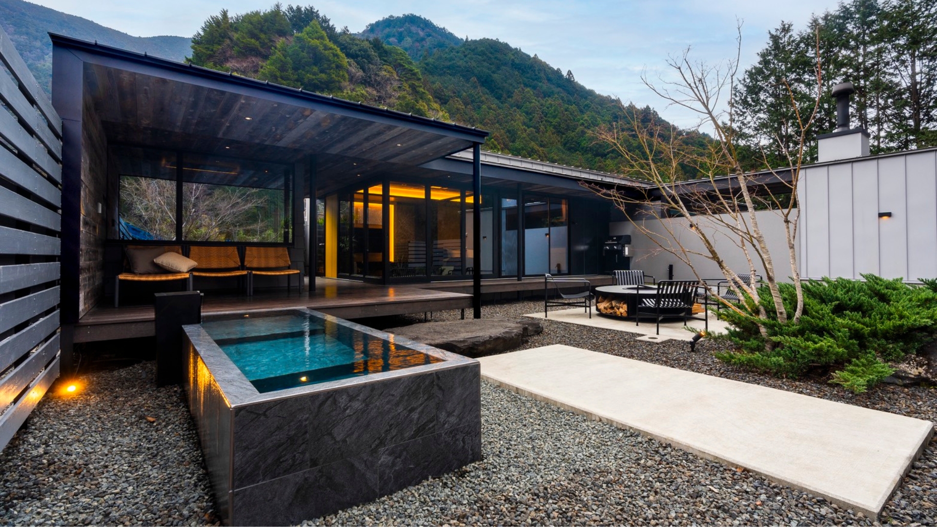 和 sauna villa 【IRORI-囲炉裏-】