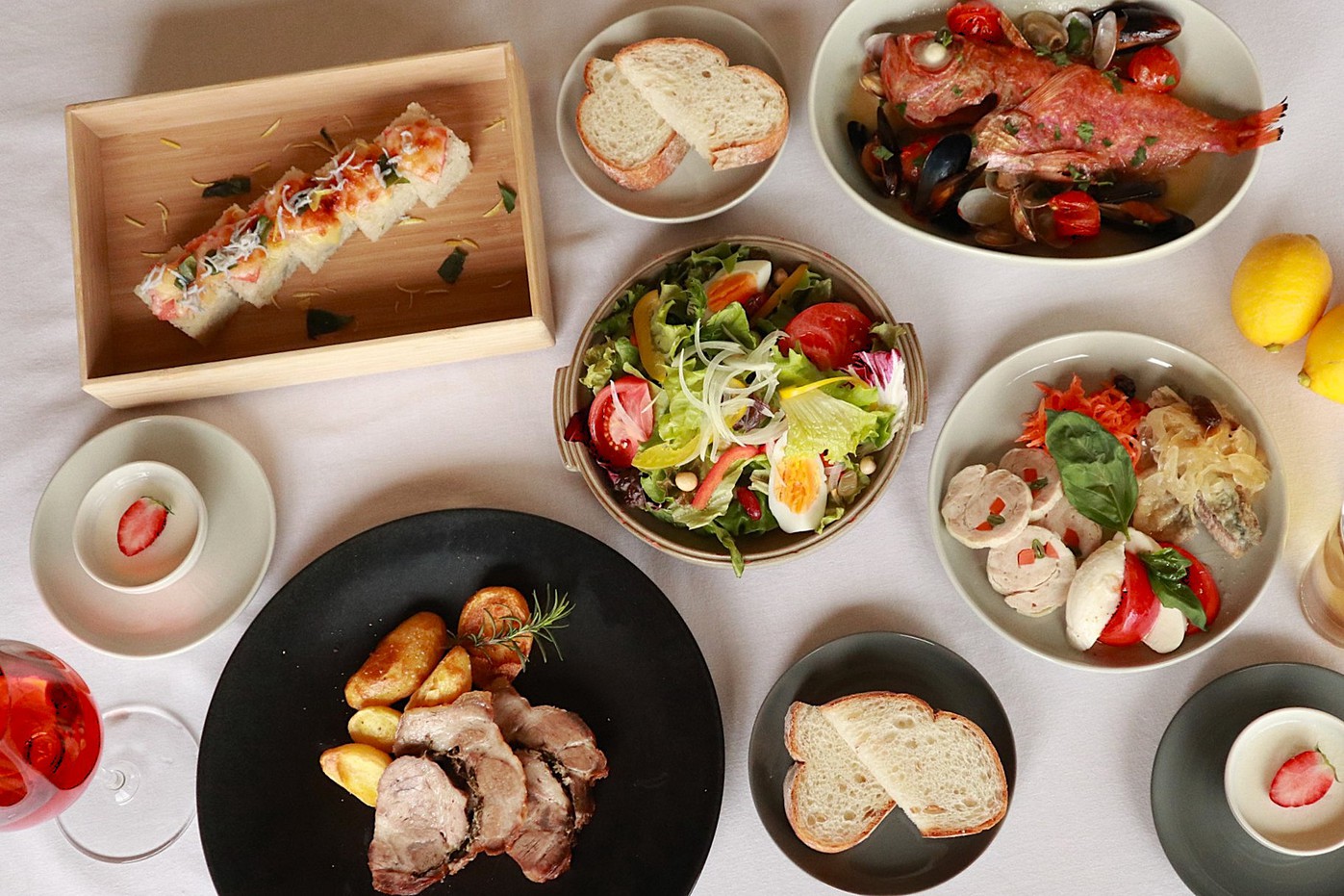 【10％OFF＆ワイン特典付き】＜連泊＞地魚と地元食材が織りなす真鶴ビストロシェアコース（2食付）