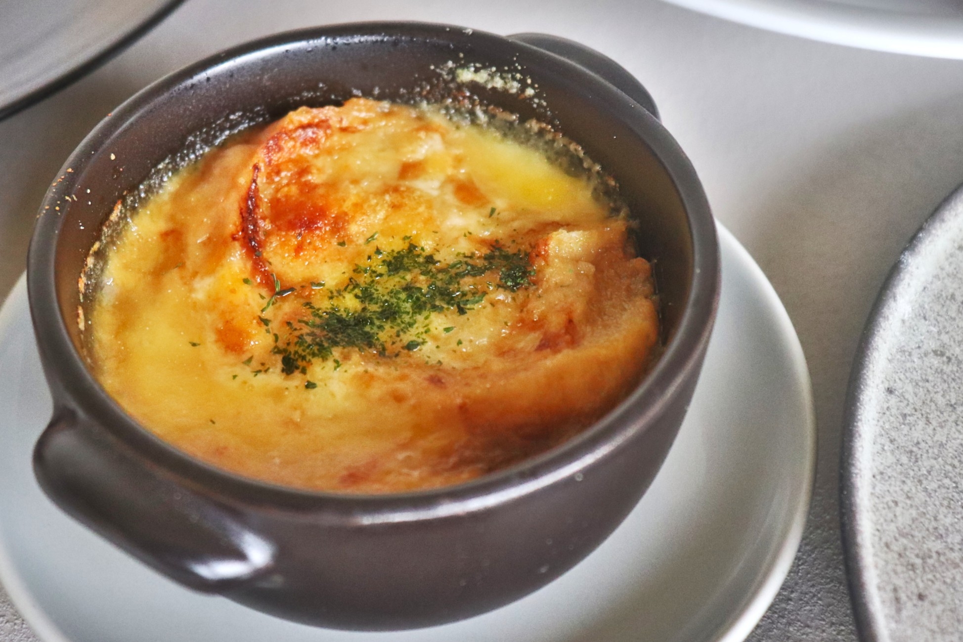 【本格フレンチ】真鶴の四季〜創作フレンチ美食のフルコース〜＜特典：乾杯ドリンク＞（夕朝食付）