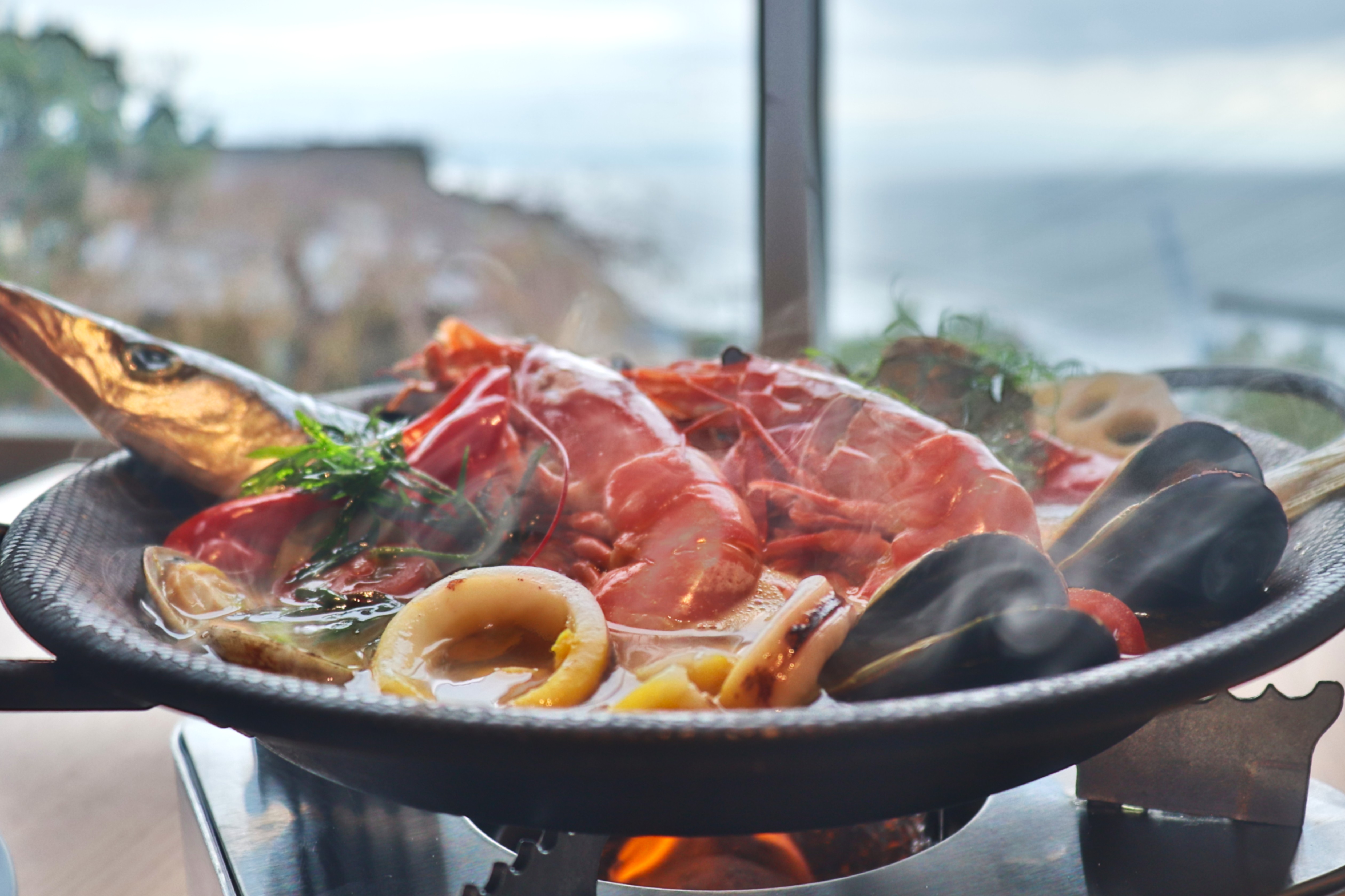 地魚と地元食材が織りなす真鶴ビストロシェアコース（冬の一例）