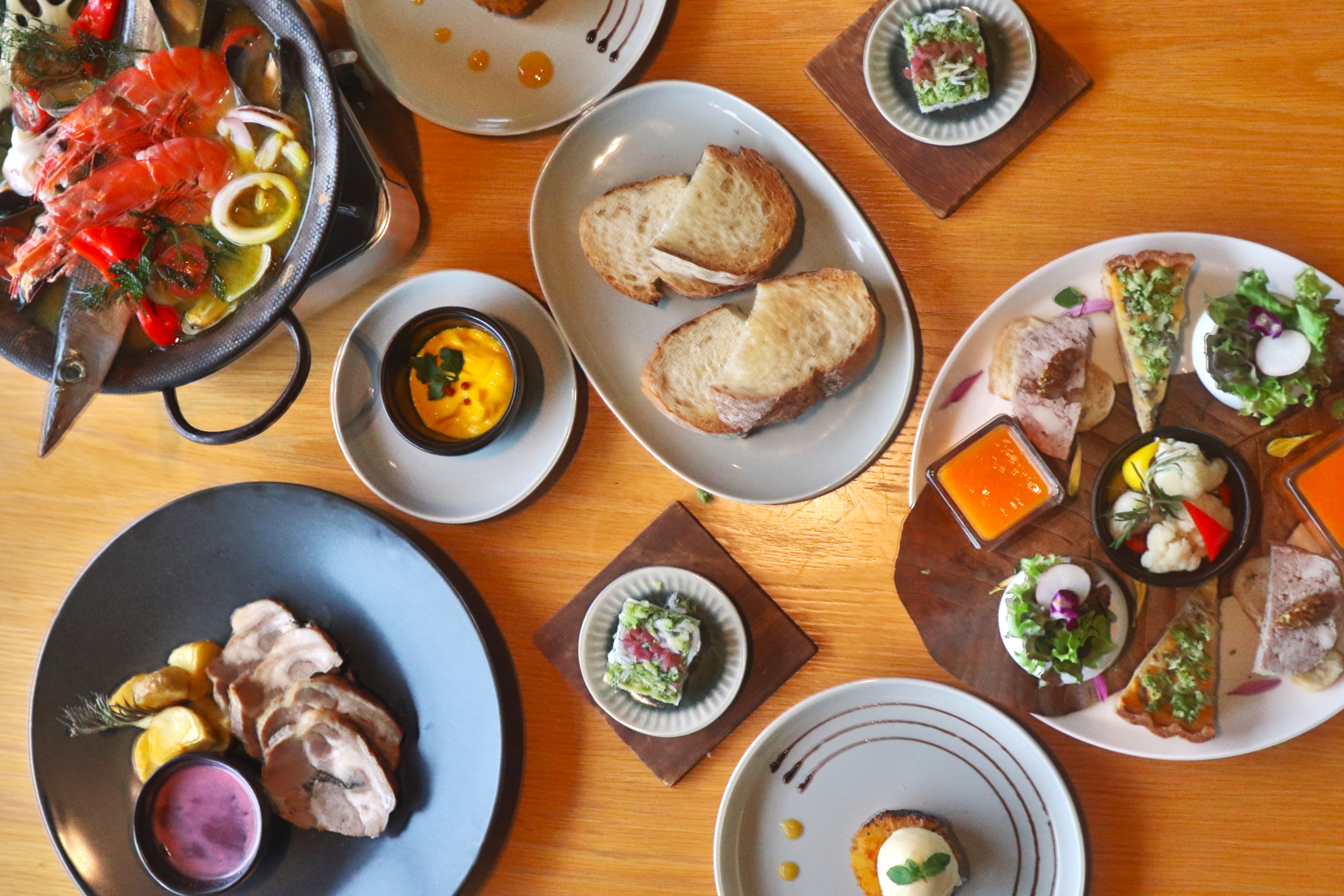 地魚と地元食材が織りなす真鶴ビストロシェアコース（冬の一例）