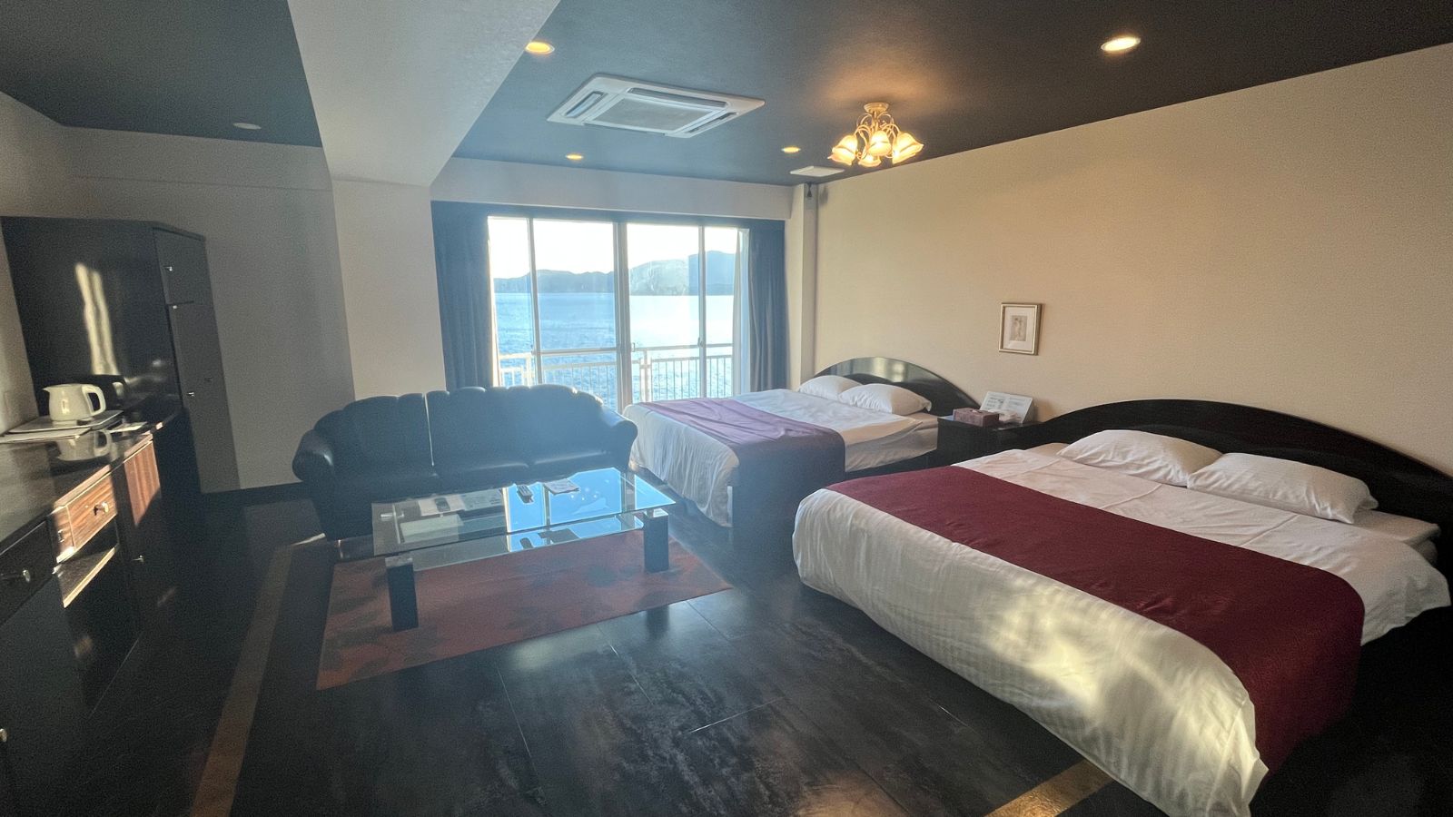 【ロイヤル・スパスイート】ロイヤルスパスイートで、優雅なステイを満喫。