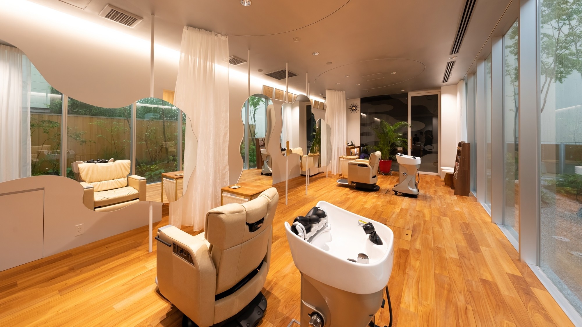 【美容室Haku】ご宿泊のお客様にリラックスしていただけるプランをご用意しております。