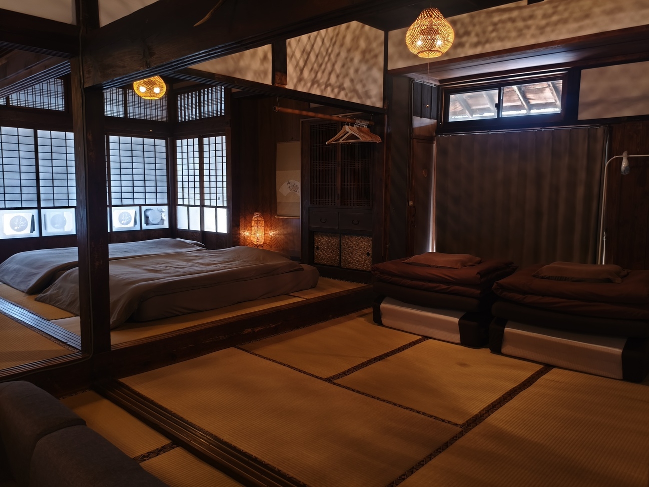 【1棟貸し】【セルフチェックイン】築100年 水源と自然豊かな湧水町で郷愁に包まれる古民家ステイ♪