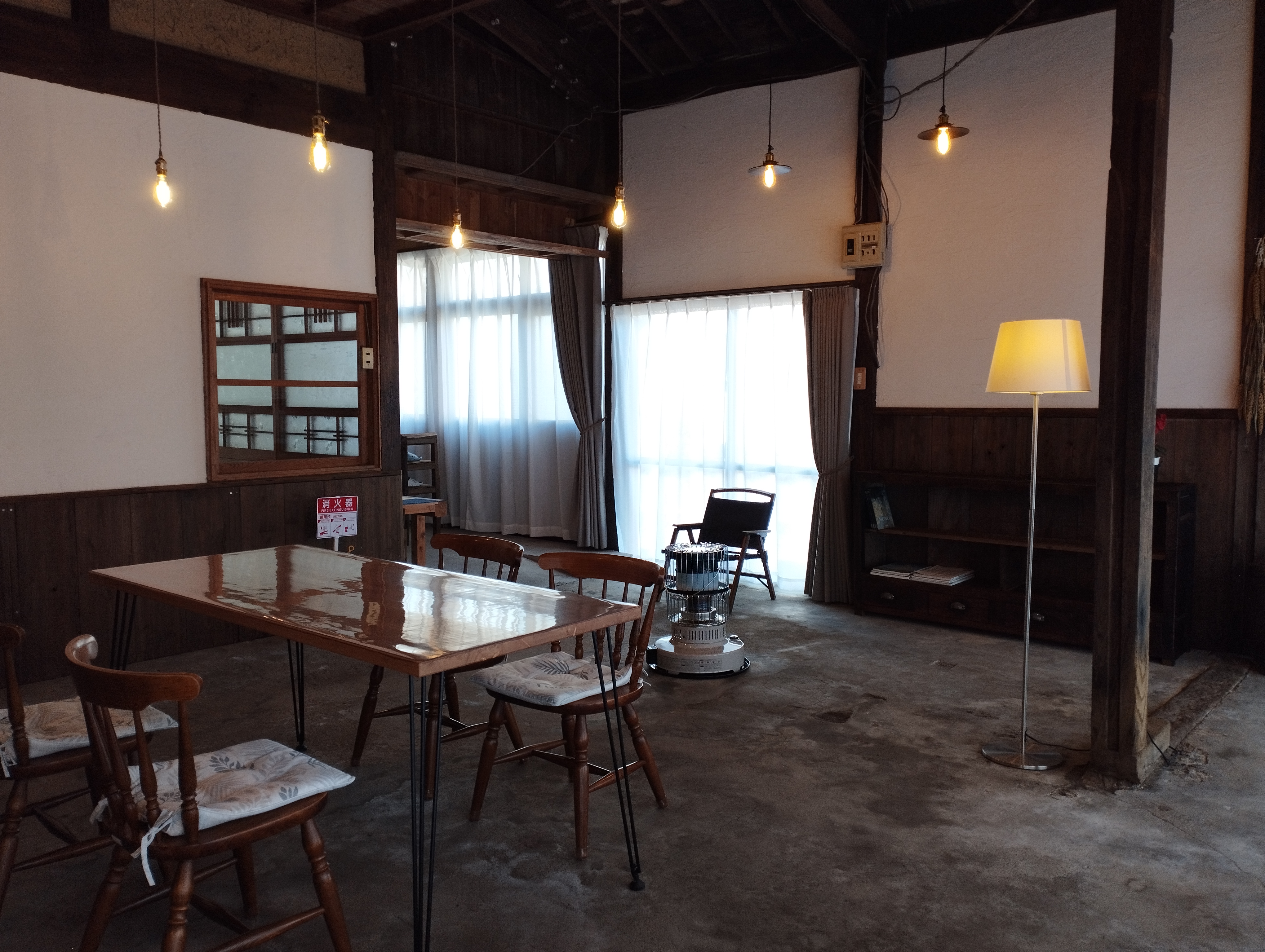 古民家民泊　橋ノ舎（はしのや）　土間（旧店舗スペース）