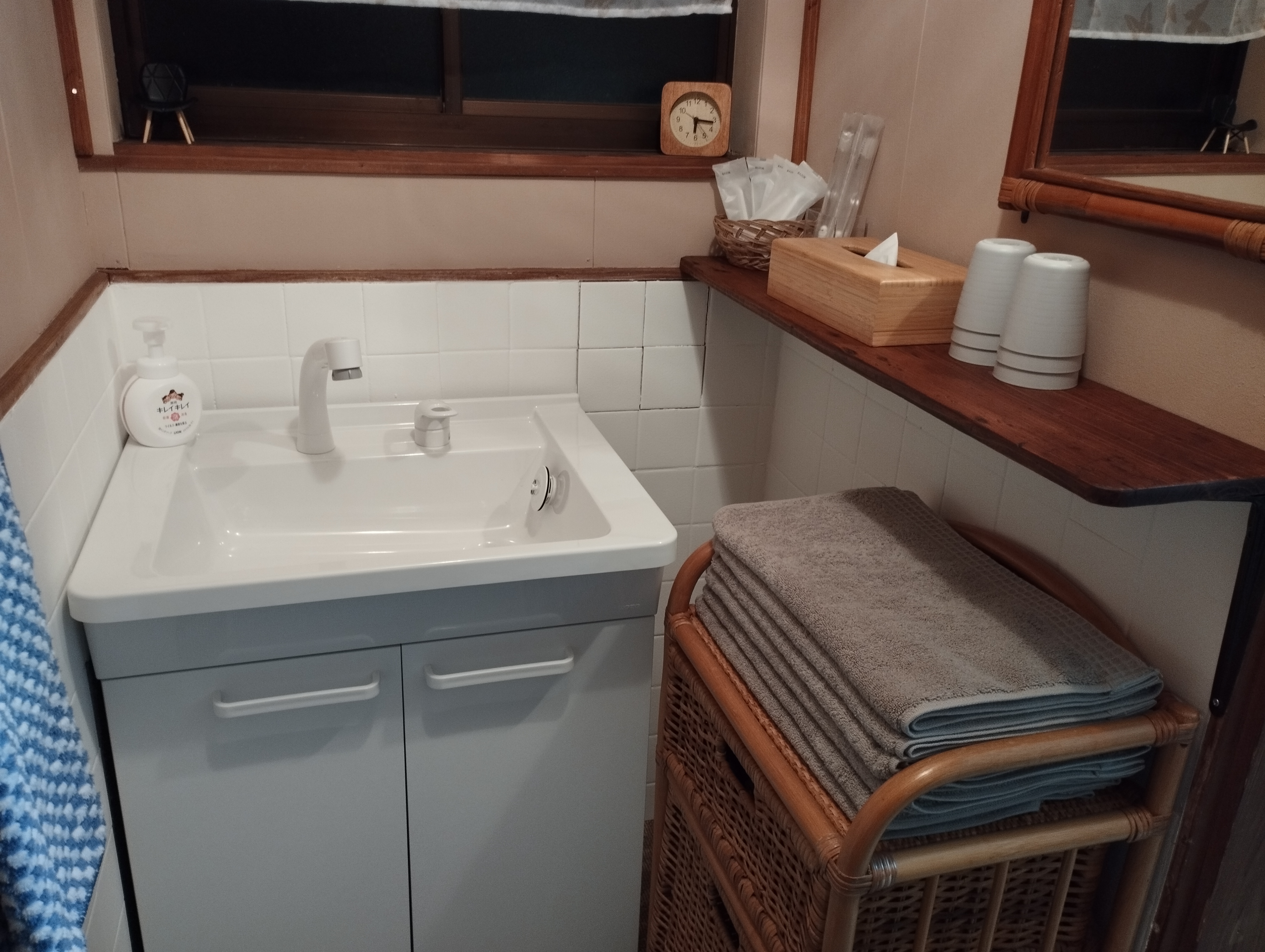 古民家民泊　橋ノ舎（はしのや）　洗面所