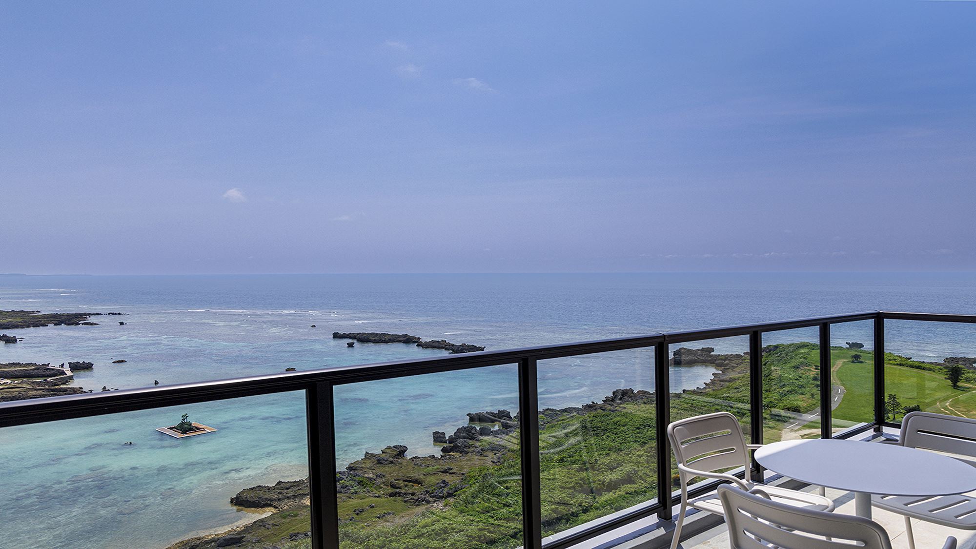 【シギラ黄金温泉入館券付】サウナ・露天風呂完備！南国天然温泉でのんびり/朝食付＜プレミアフロア限定＞