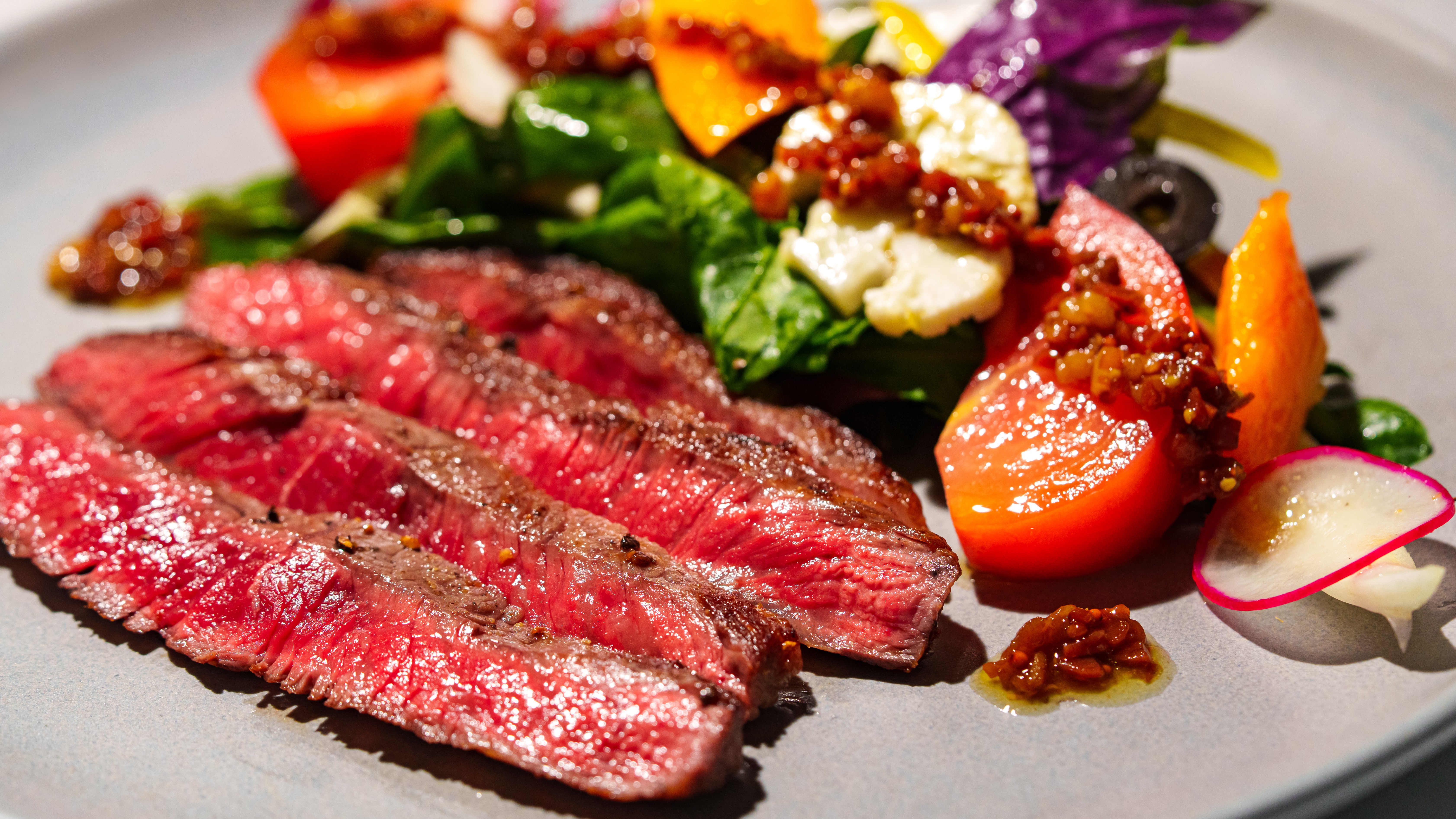 【隣接レストラン/シギラタートルベイ】様々なシーンに合わせて、是非ご利用ください。