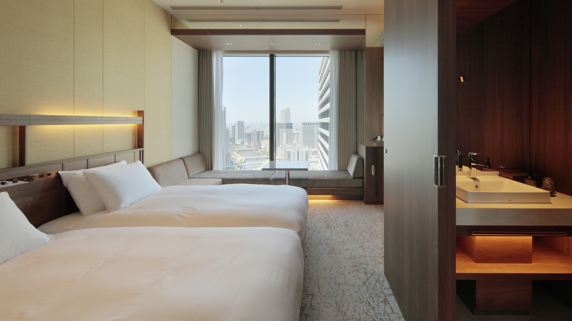 デラックスツイン