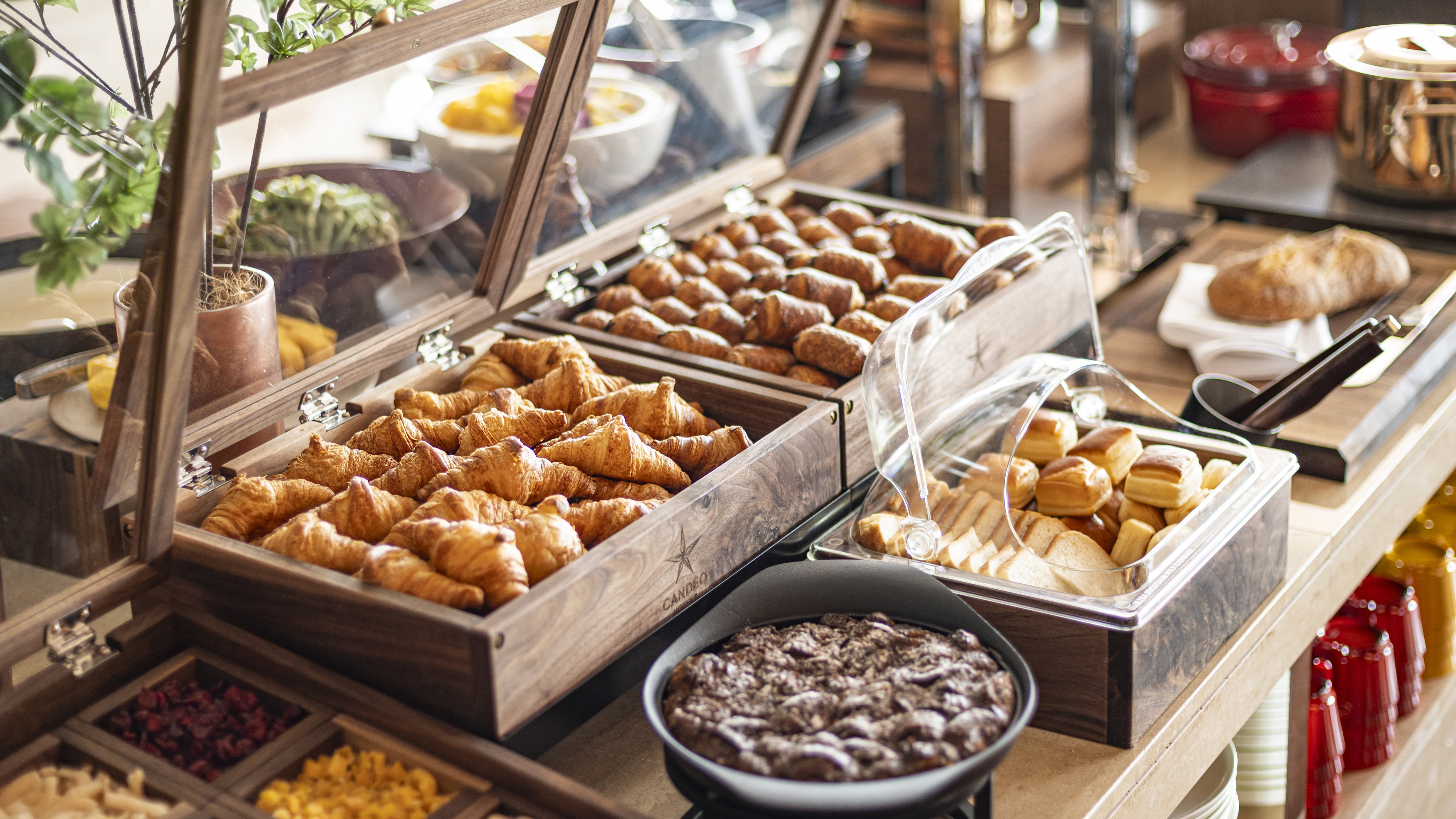 朝食ビュッフェ