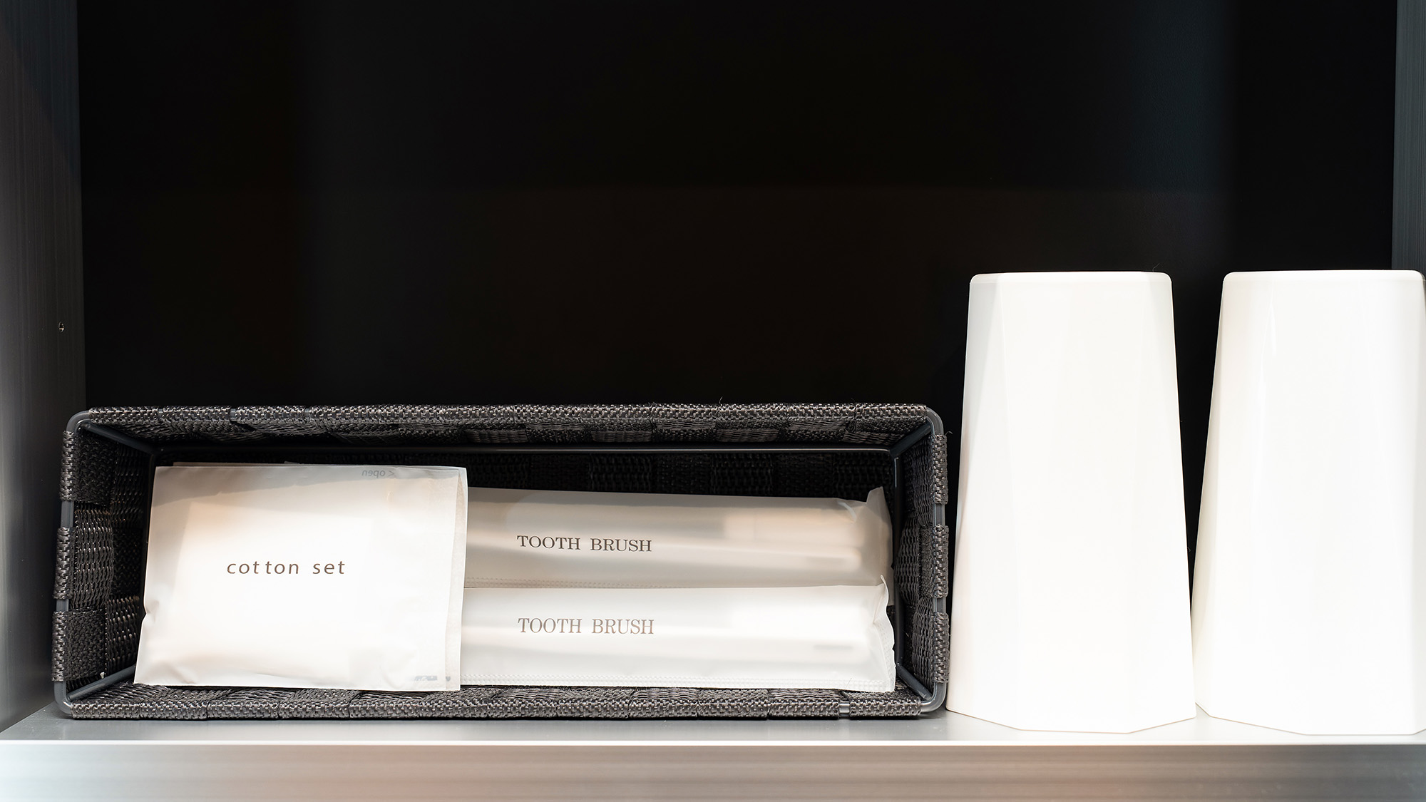 ・【鳳凰館・アメニティ】歯ブラシやコットンもございます