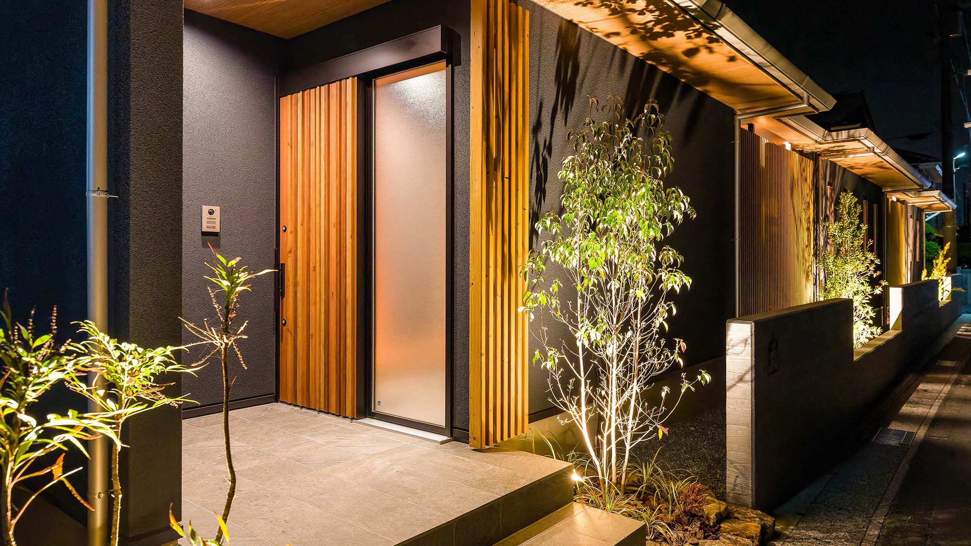 ・【鳳凰館・外観】わくわくするような非日常空間へようこそ