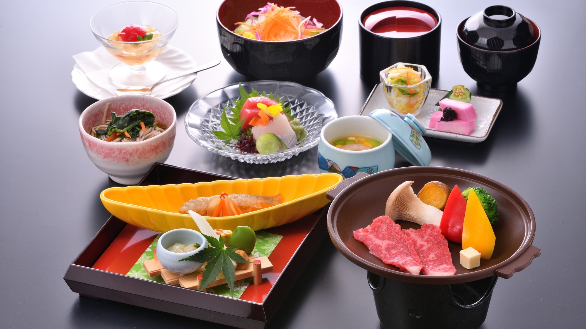【楽天スーパーSALE】5％OFF【琥珀コース＜メインは肉料理＞】こだわり食材の和会席料理と温泉♪