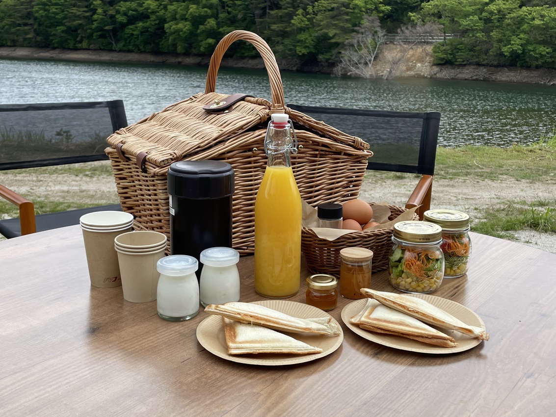【朝食のみプラン】朝食は湖畔でピクニック気分！大自然の中で手軽にグランピングを楽しもう♪（夕食なし）