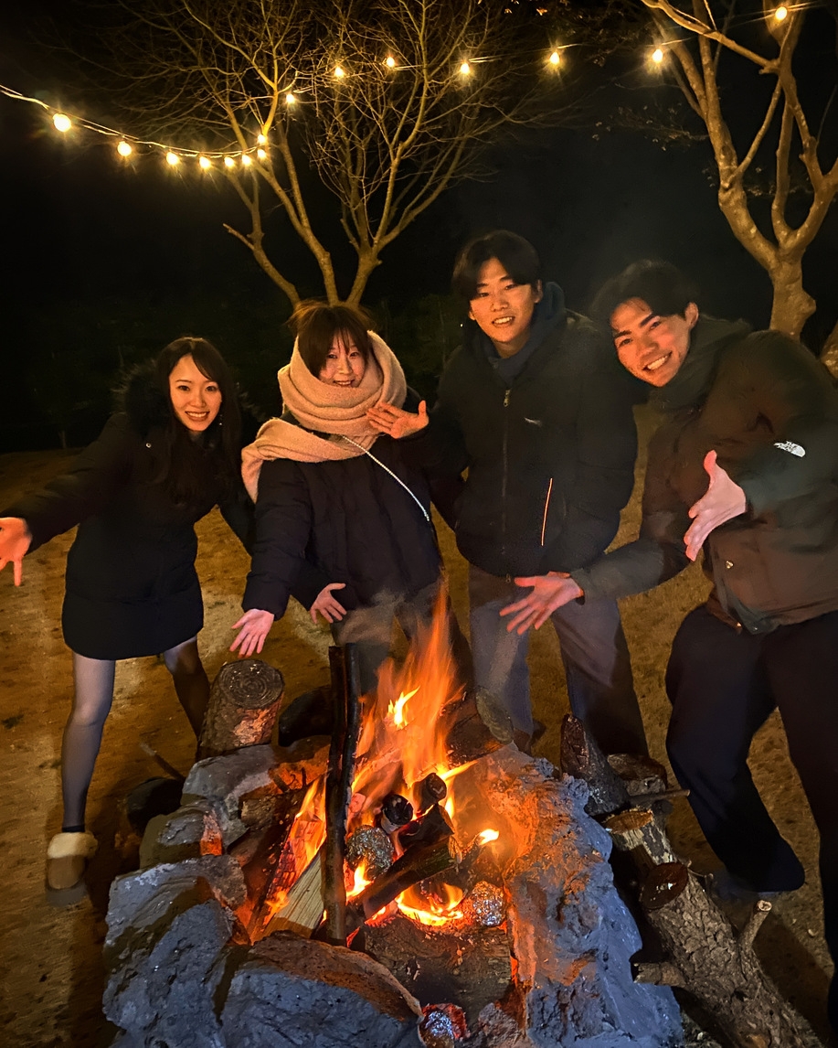 一棟貸し/広い庭/広い室内/寝室和室/BBQ可能/焚き火を囲んで語らえる