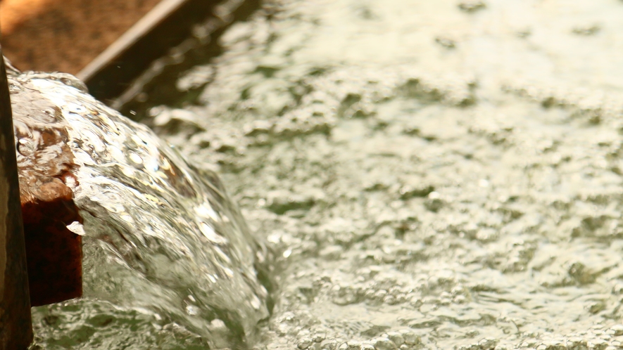 人工温泉の準天然光明石温泉は別名「つるつる素肌の湯」！