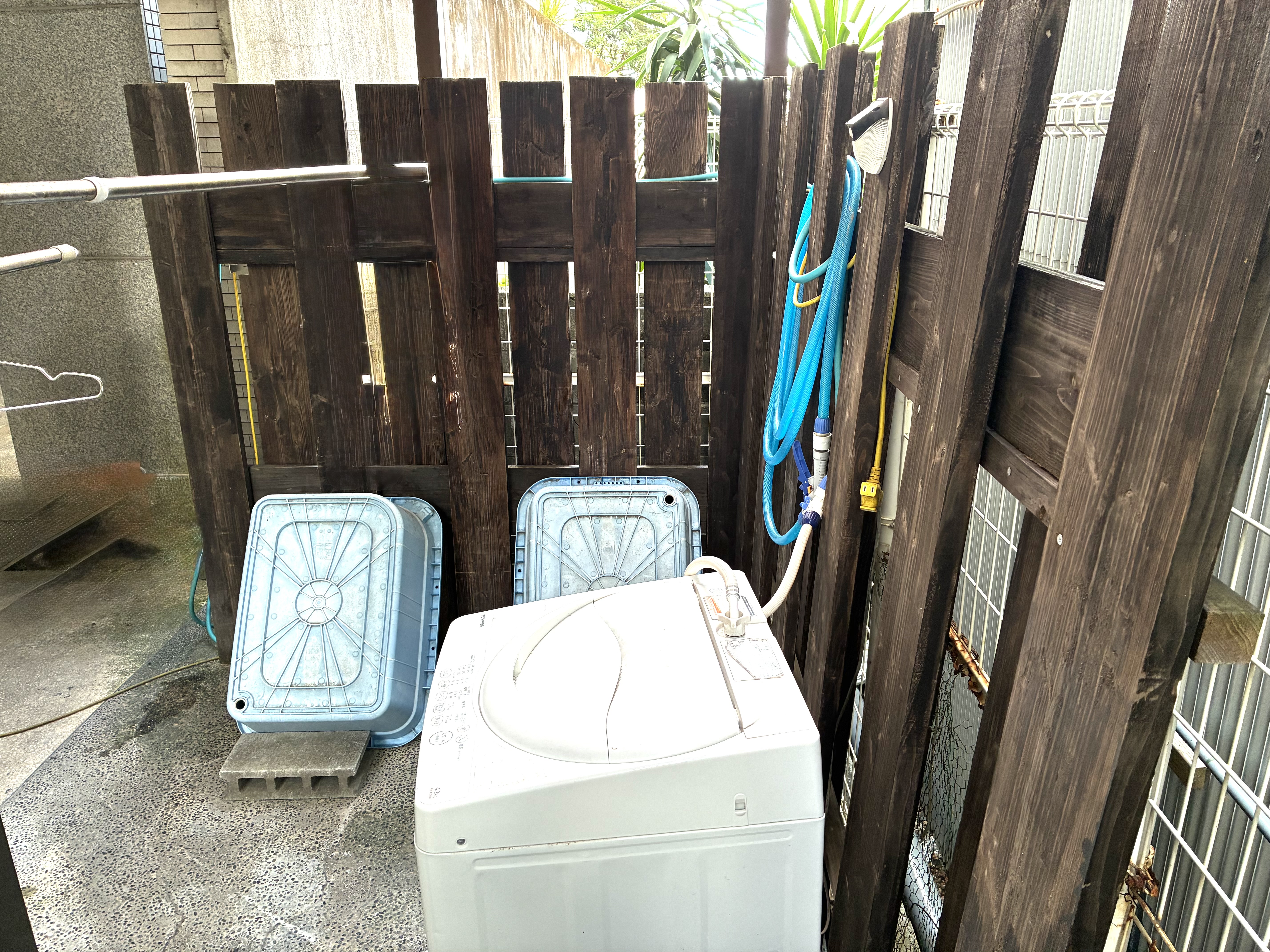 ダイビング器材等の洗い場と干し場