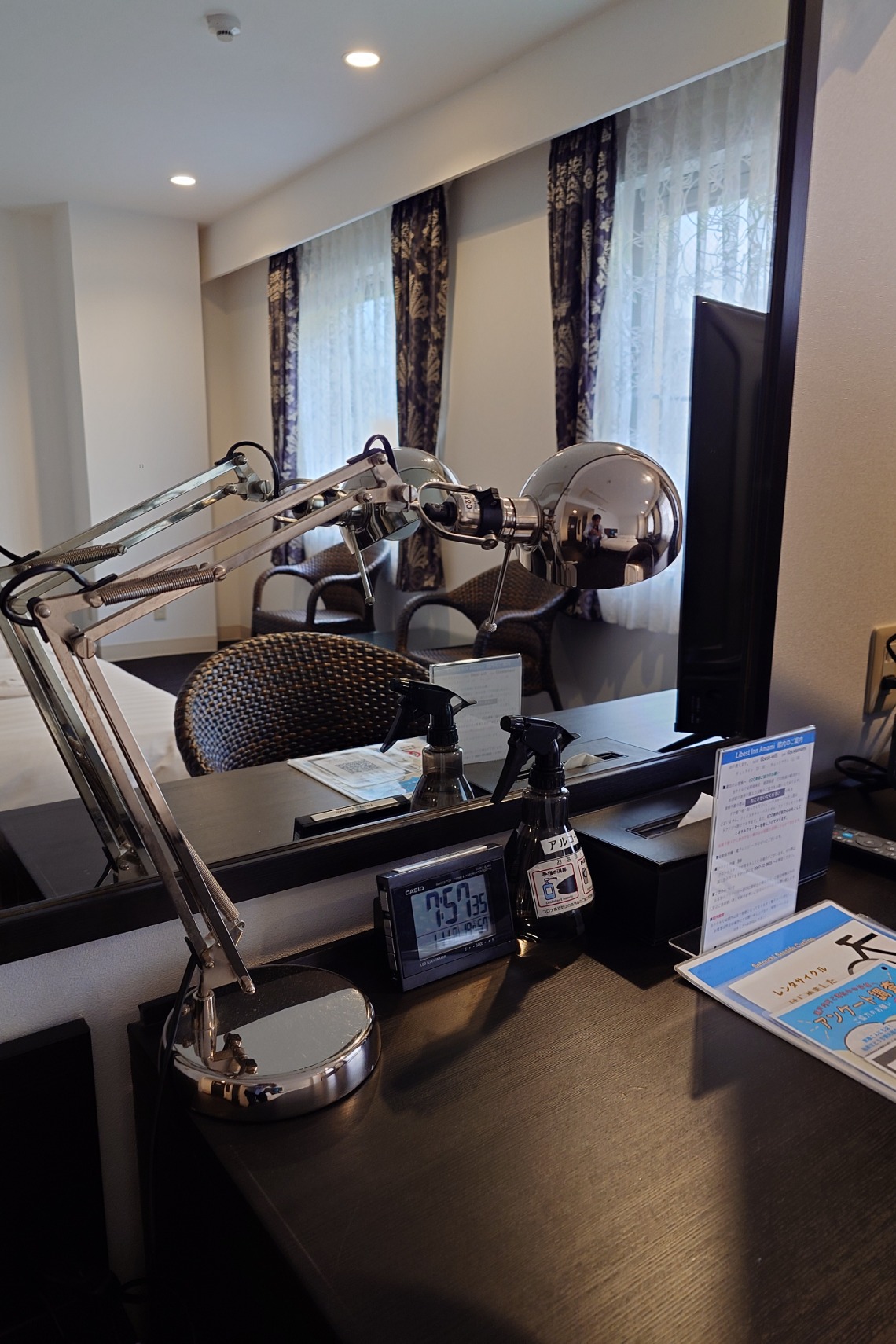 客室デスク