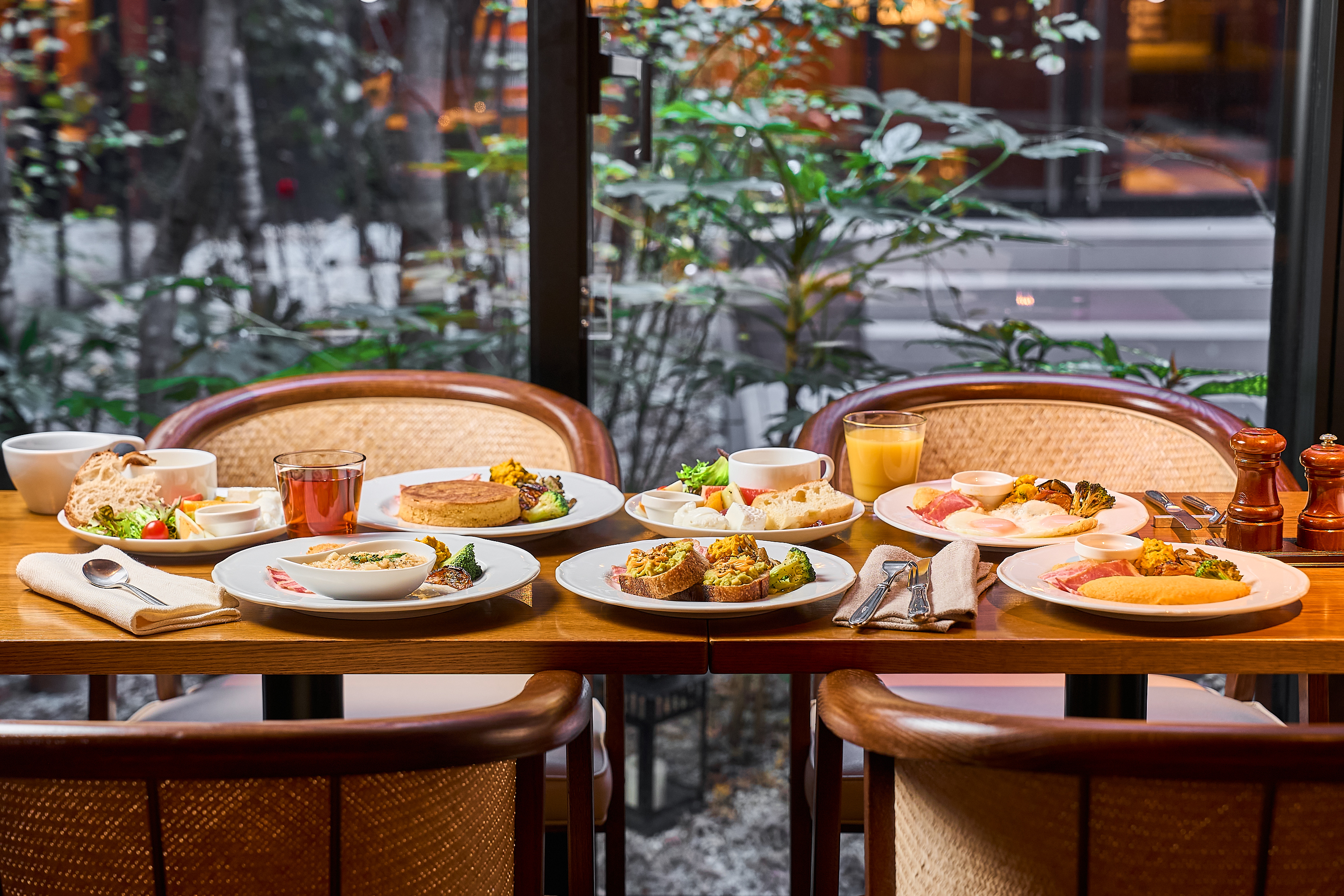 朝食ビュッフェ(イメージ)