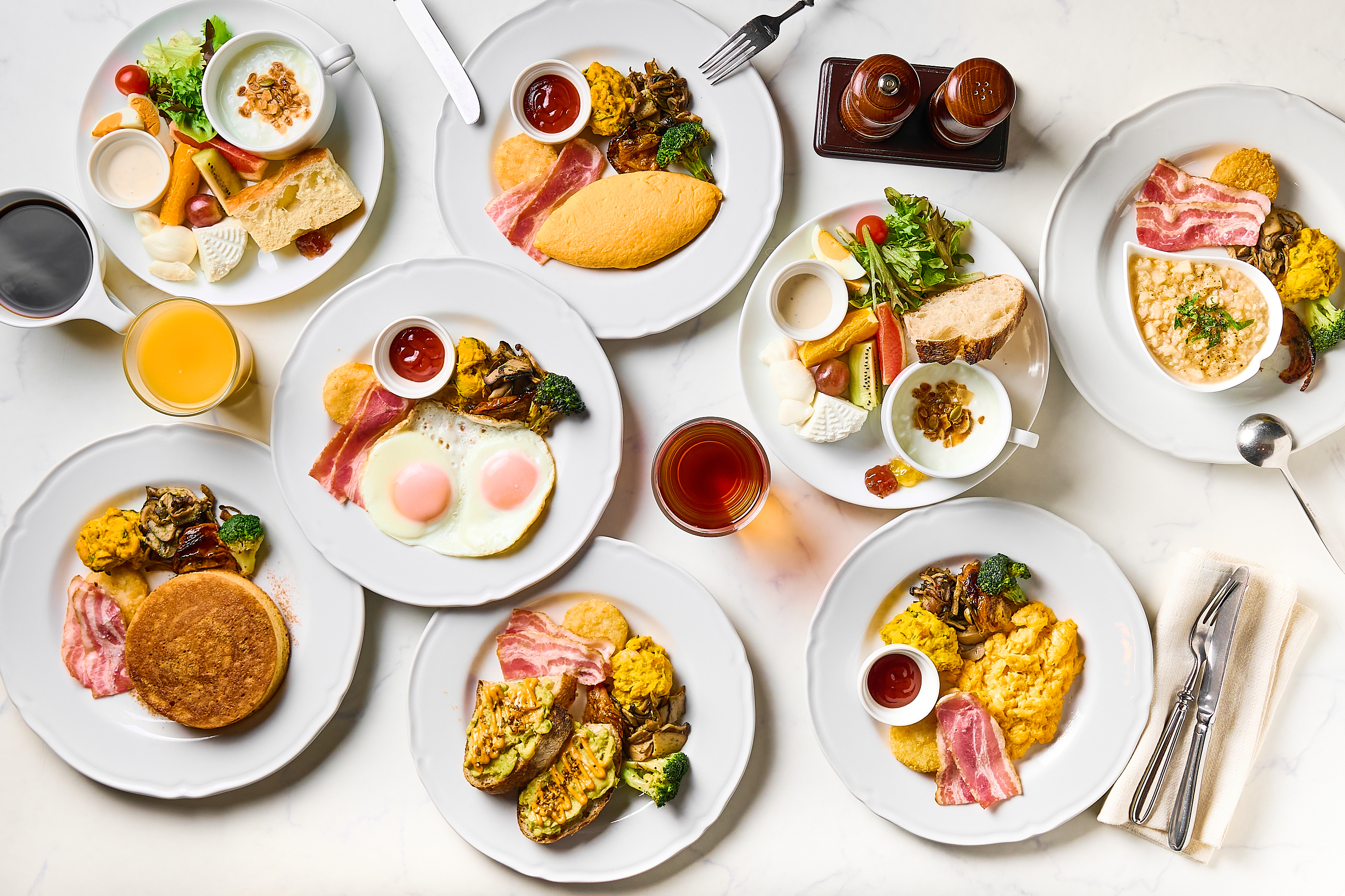 朝食ビュッフェ(イメージ)