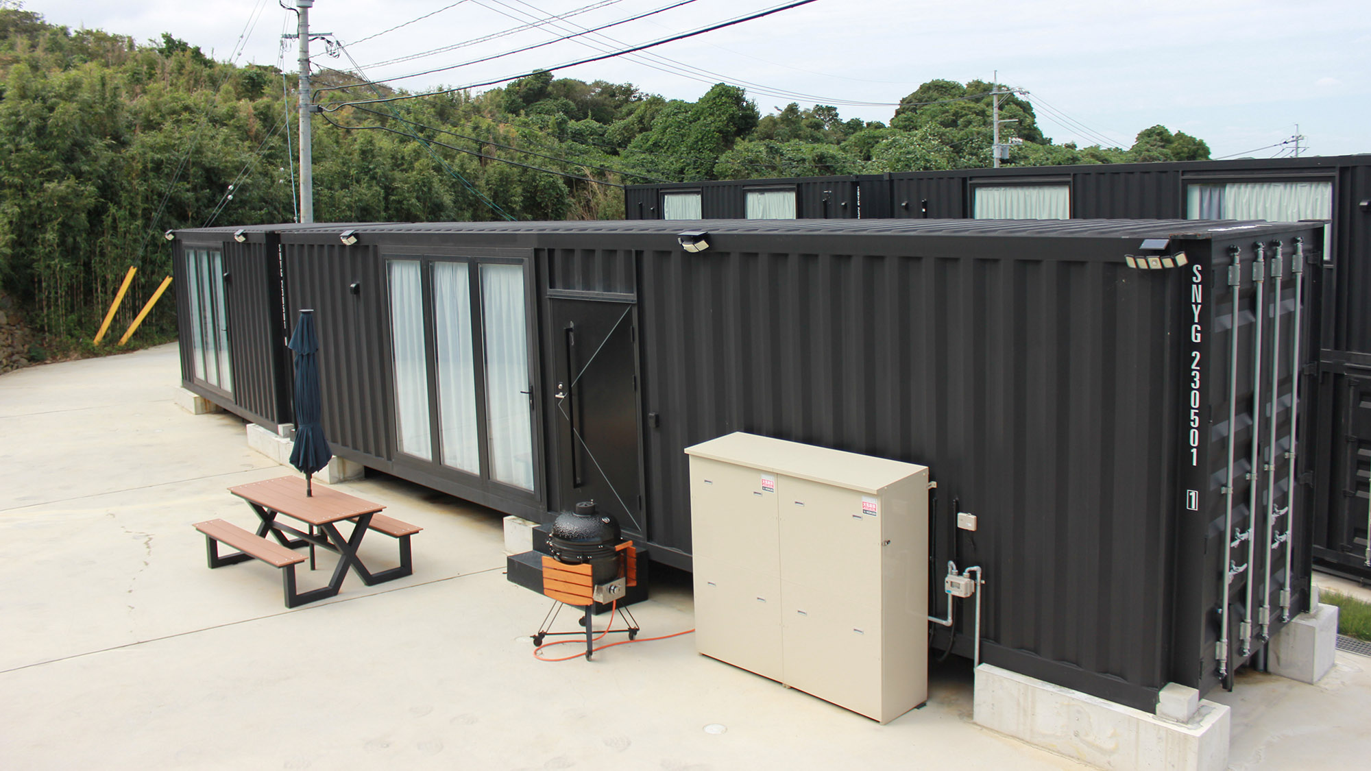 ・【コンパクトコンテナ】小型犬・中型犬（10kgまで）のみ宿泊可能です