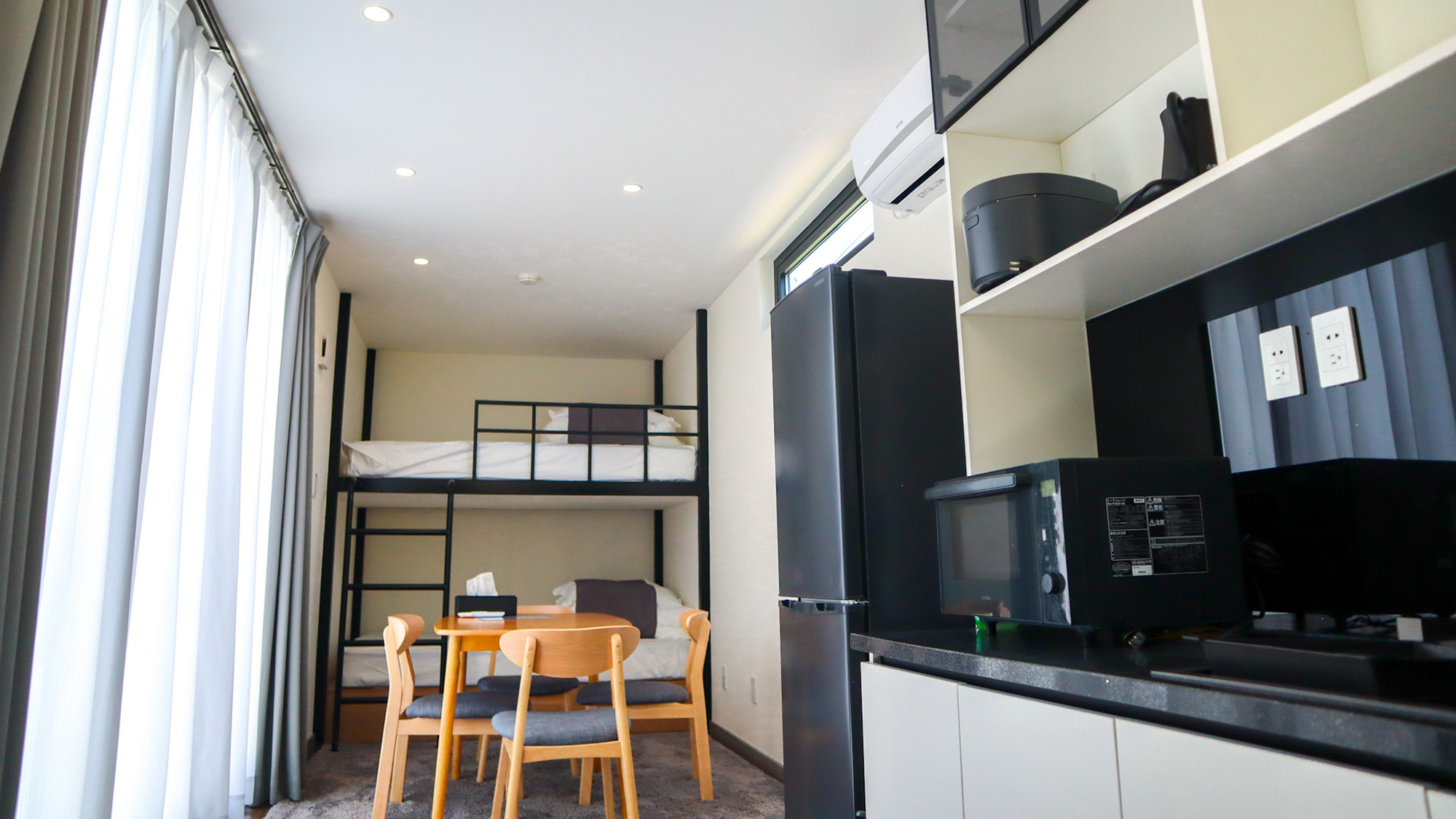 ・【コンパクトコンテナ】光あふれる空間で快適にお過ごしいただけます