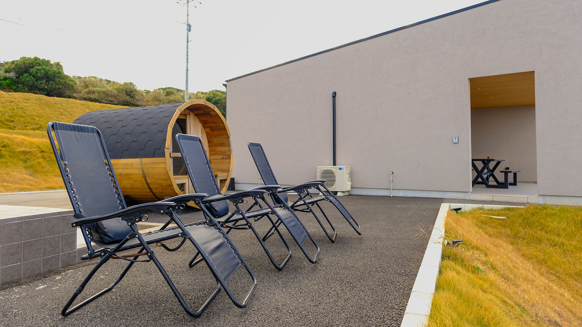 ・【施設設備】心と体を癒す本格的なバレルサウナを設置。お1人様90分・3,300円（事前要予約）