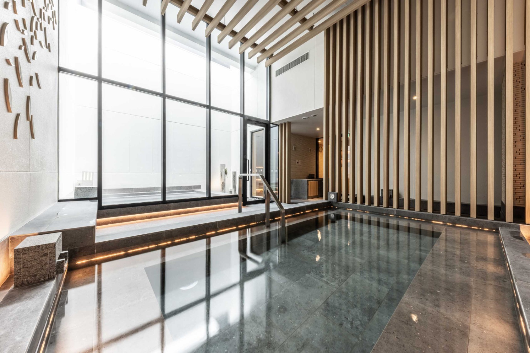 【お部屋は無料アップグレード】11月は特別な富良野を、あなたに〜＜朝食付＞