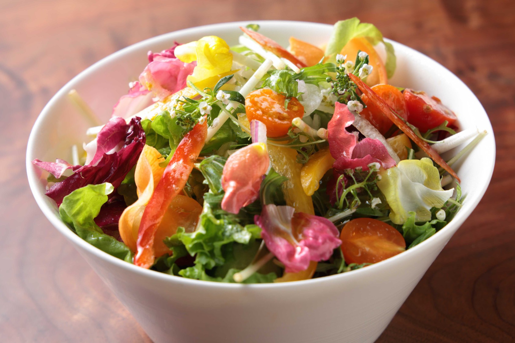 新鮮野菜をふんだんに使用した体に優しい食事を楽しもう