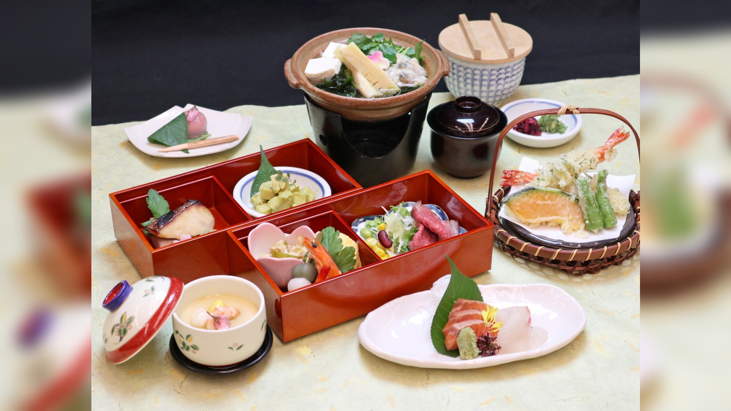 【日帰り・昼食付】春の昼御膳「京花御膳」プラン