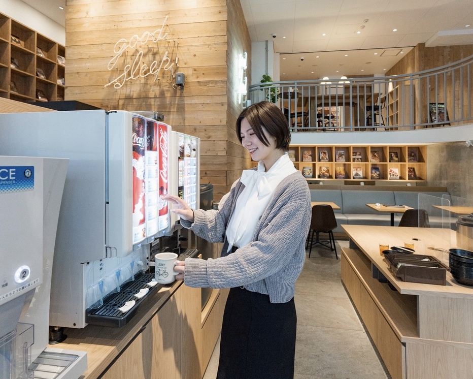 平日限定【楽天ポイント5倍】広々ツイン・トリプルのシングルユース♪◇コミック4万冊＆フリーラウンジ♪