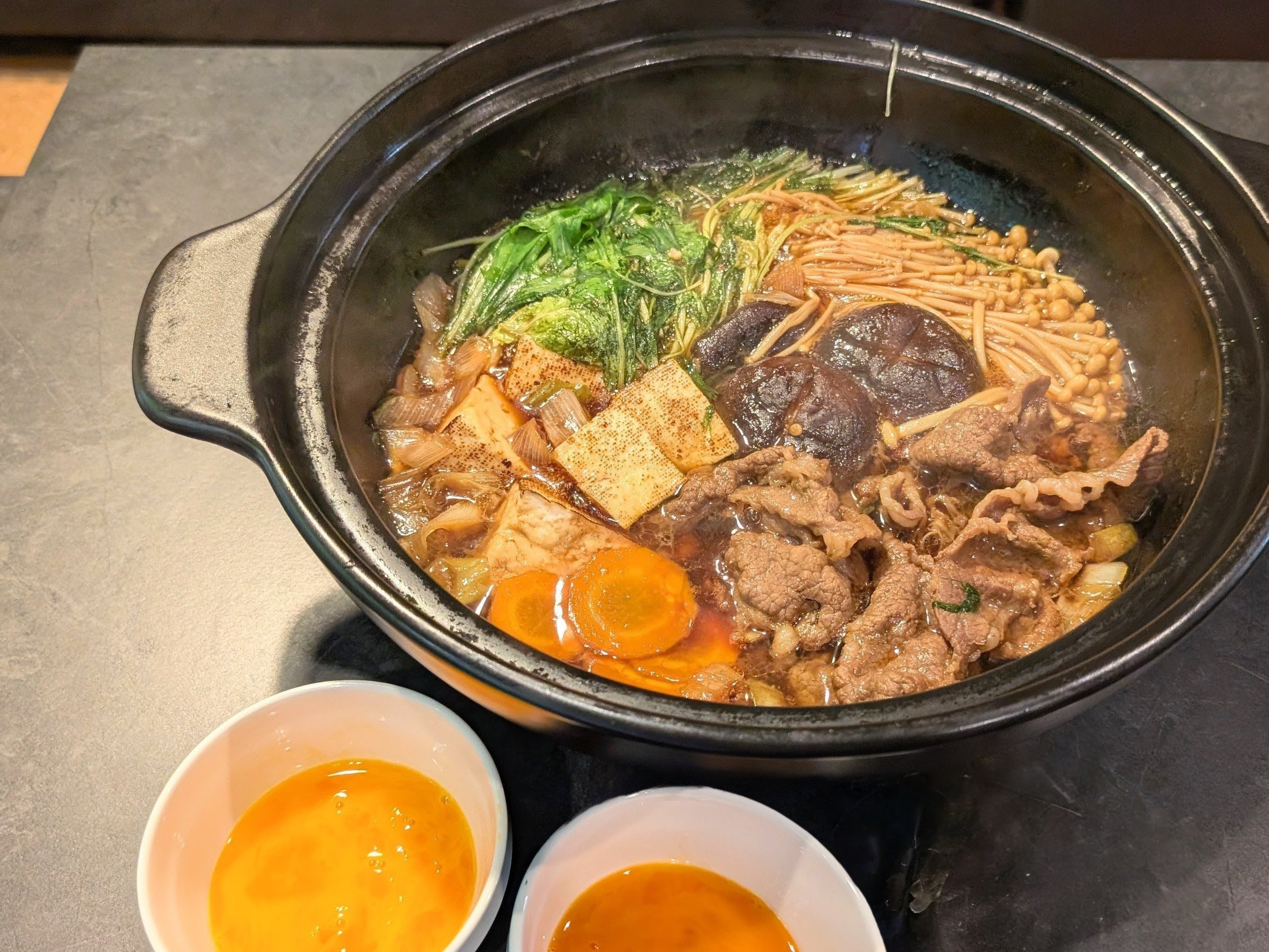 オールインクルーシブプランの2泊目はすき焼きを提供