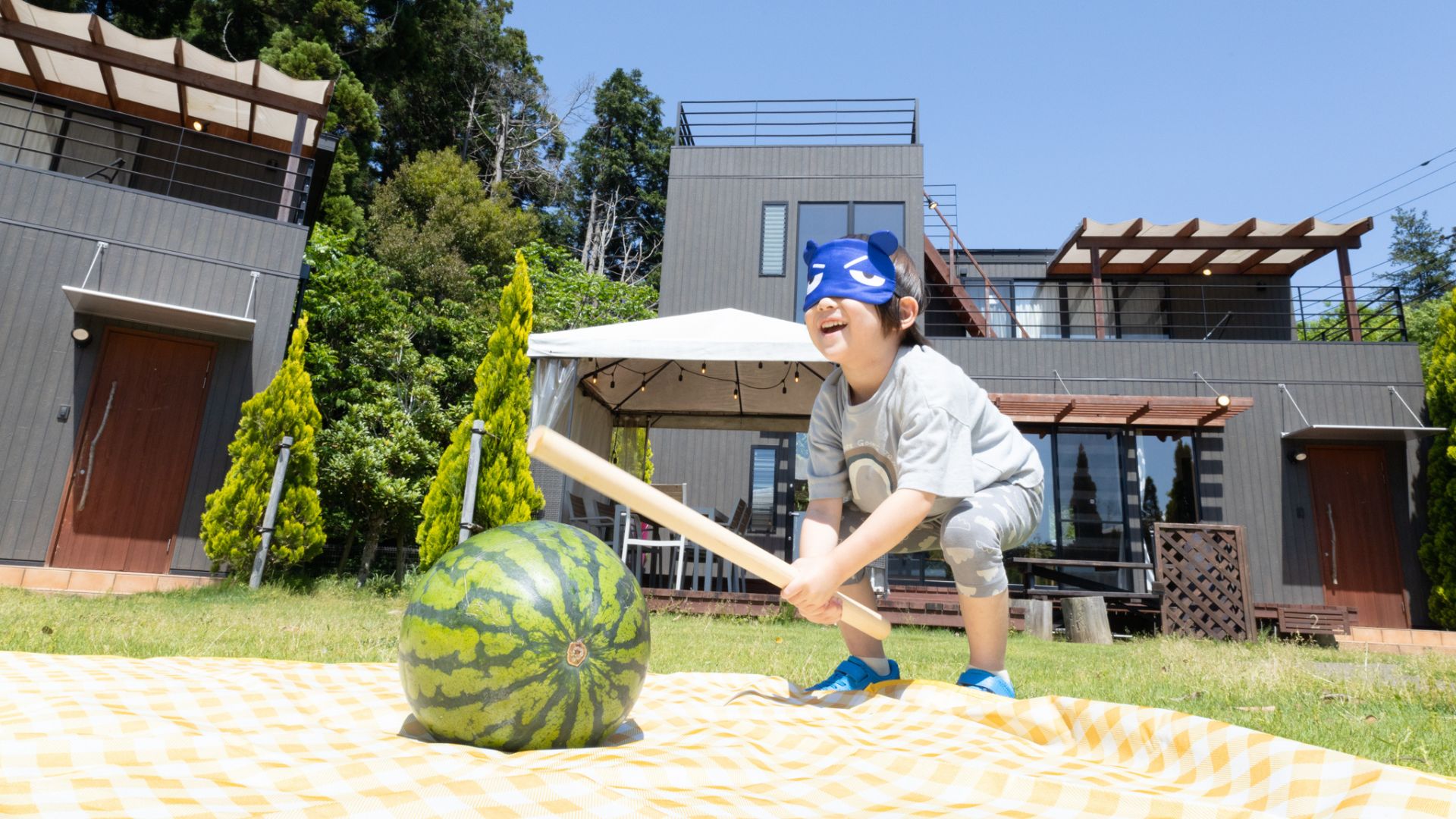 夏の風物詩！スイカ割り