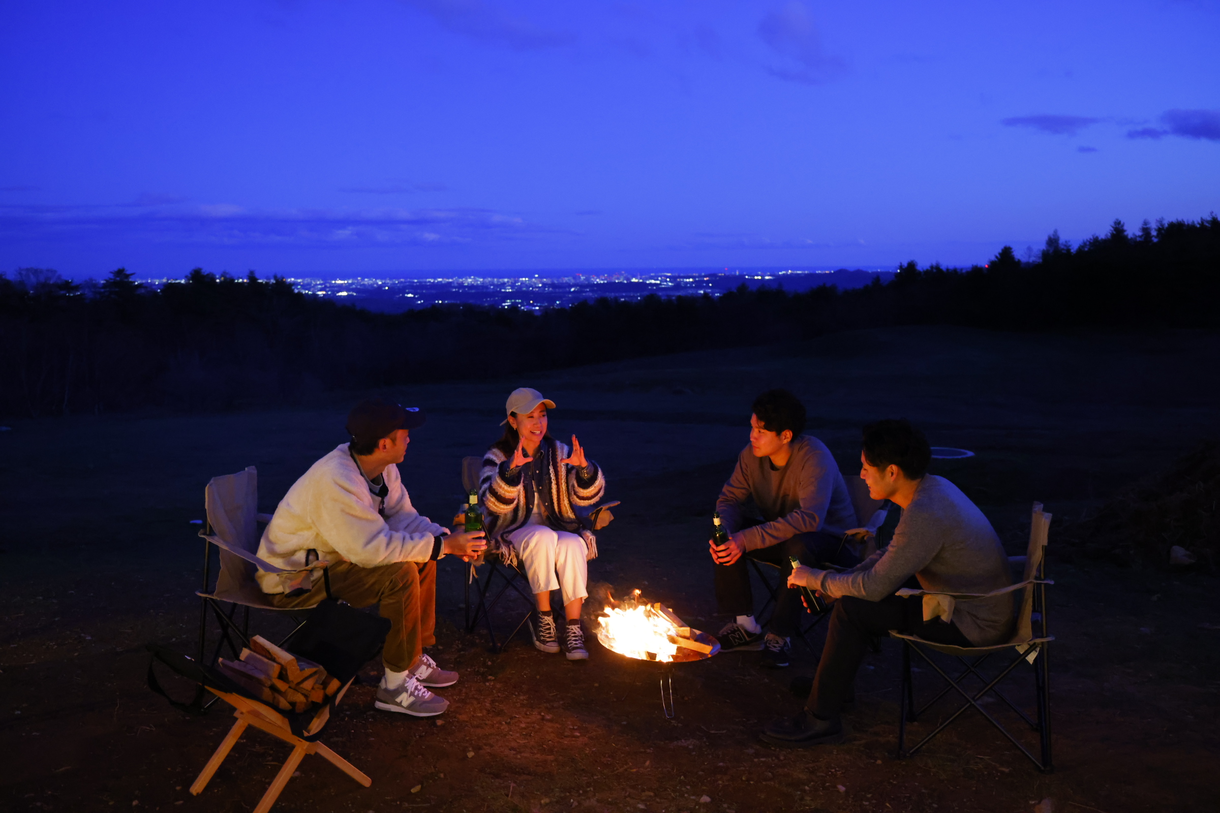 夜の焚火
