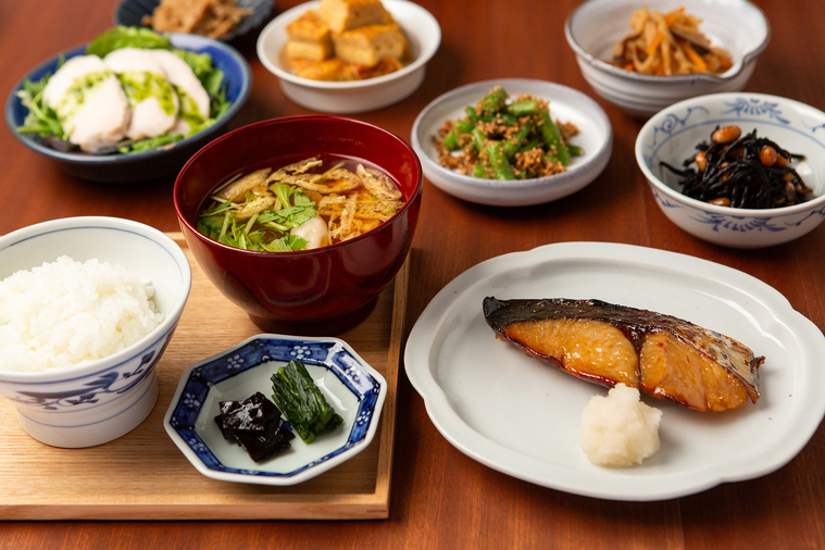 酢重ダイニング　朝食イメージ