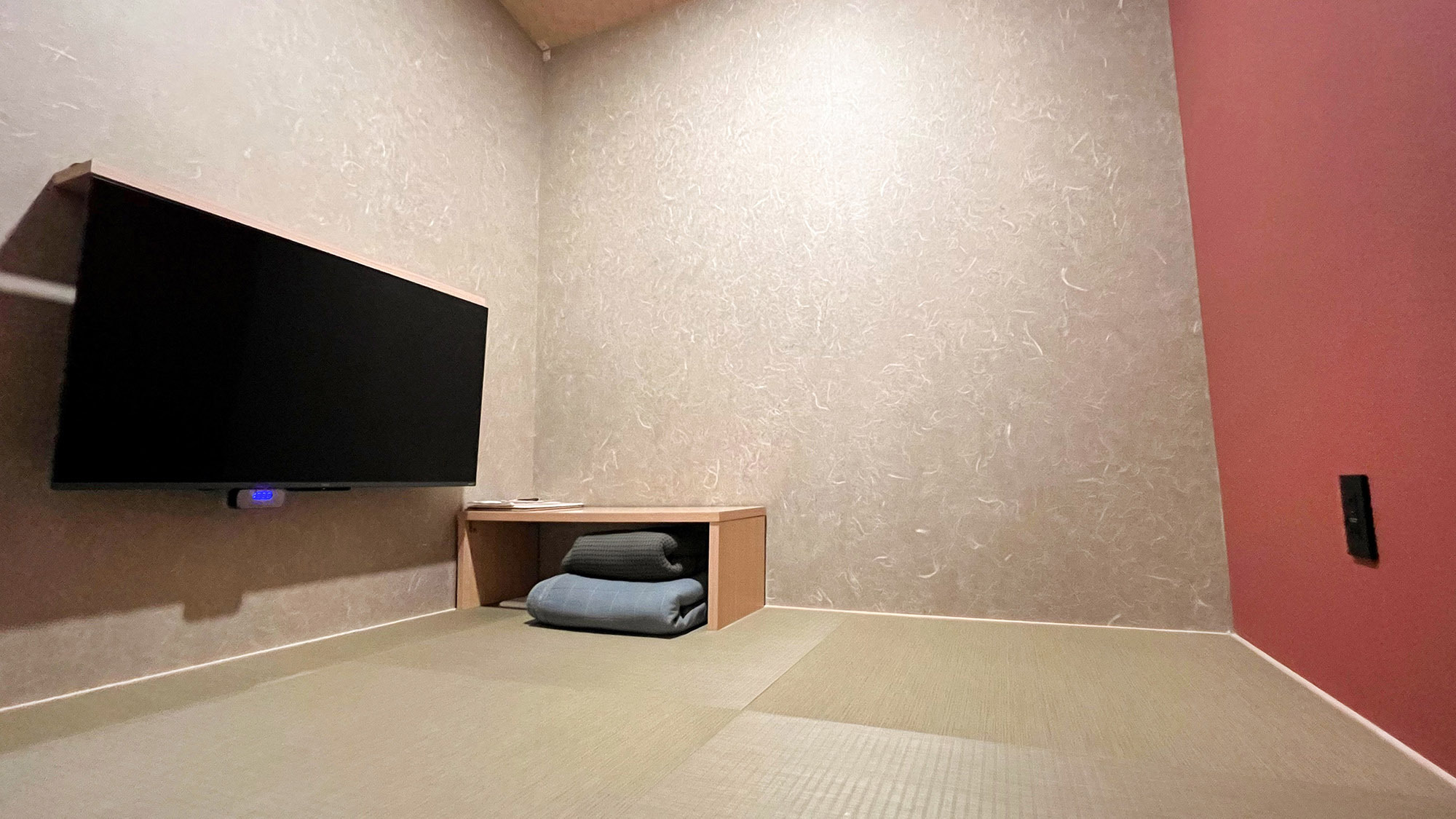 【雪羽】個室サウナ・浴室完備の和室（1〜2名用・禁煙）