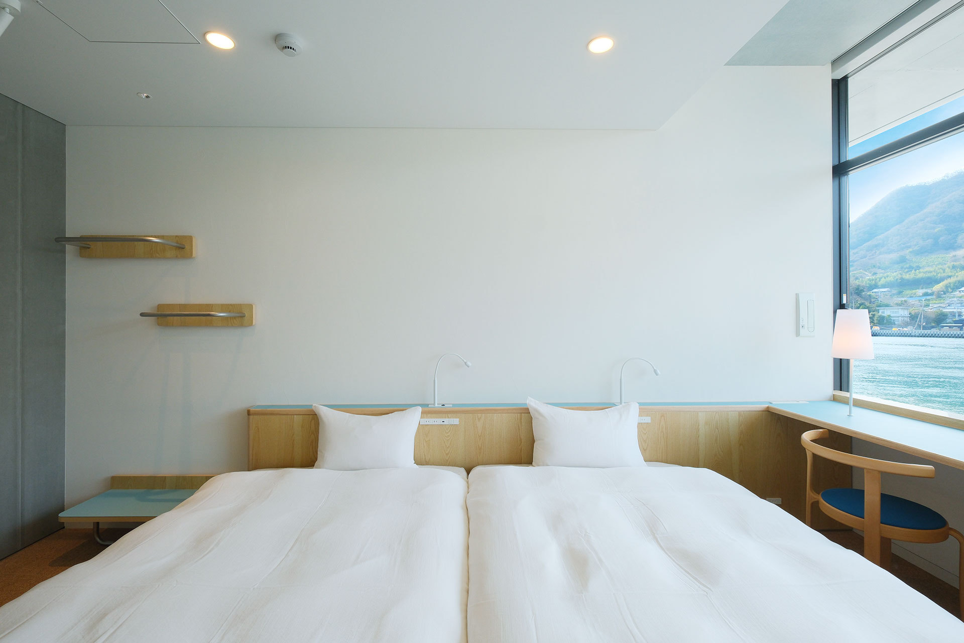 ツインルーム　ベッド正面