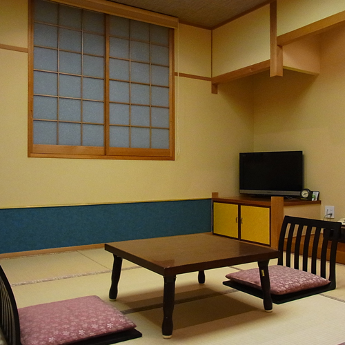 <Japanese-style room> Perfect for family trips or group trips with friends. Enjoy a relaxing stay in a room filled with the warmth of Japanese culture.