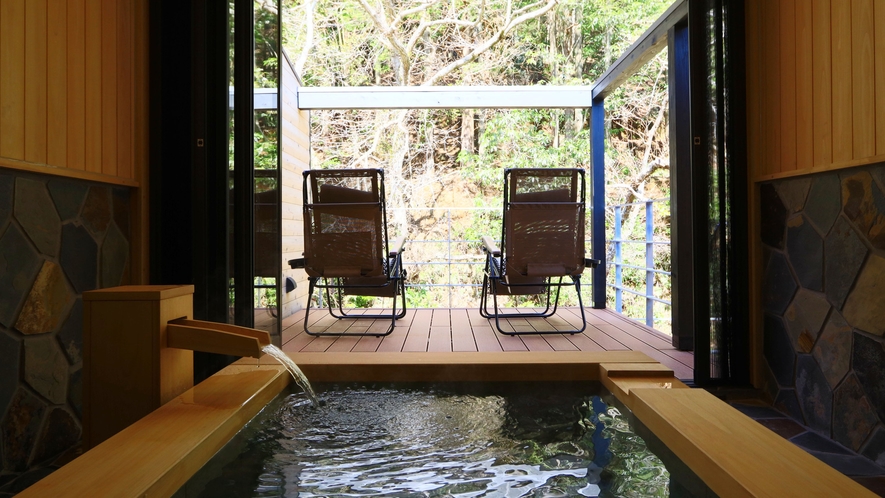 客室-ふゆ-■檜の半露天風呂
